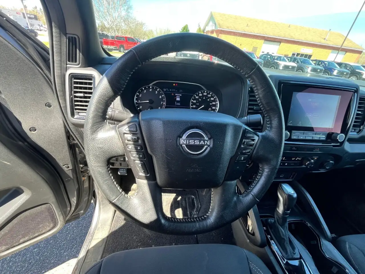 Nissan Frontier снимка Nissan Frontier