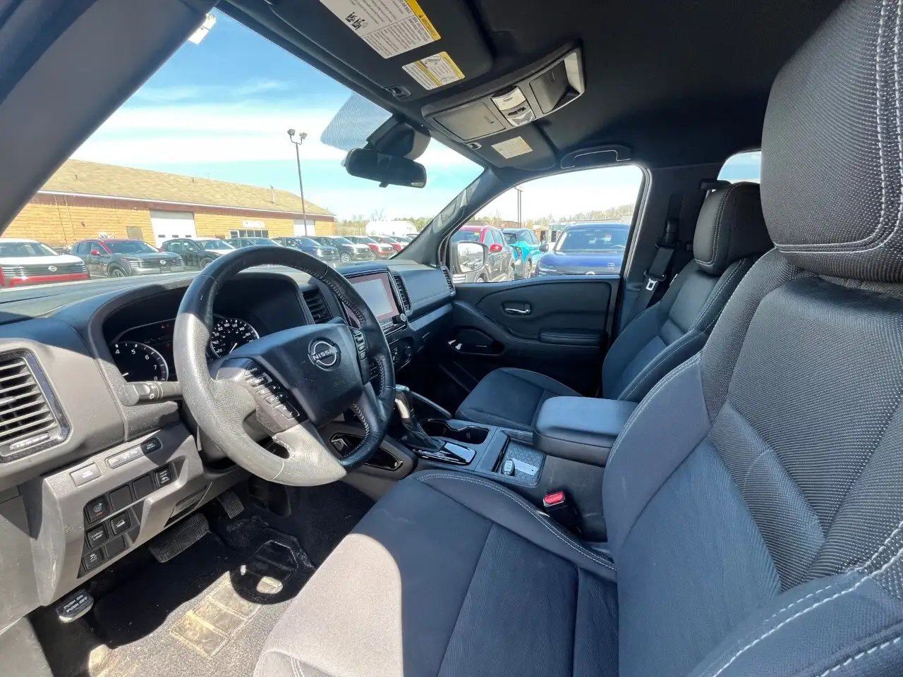 Nissan Frontier снимка Nissan Frontier