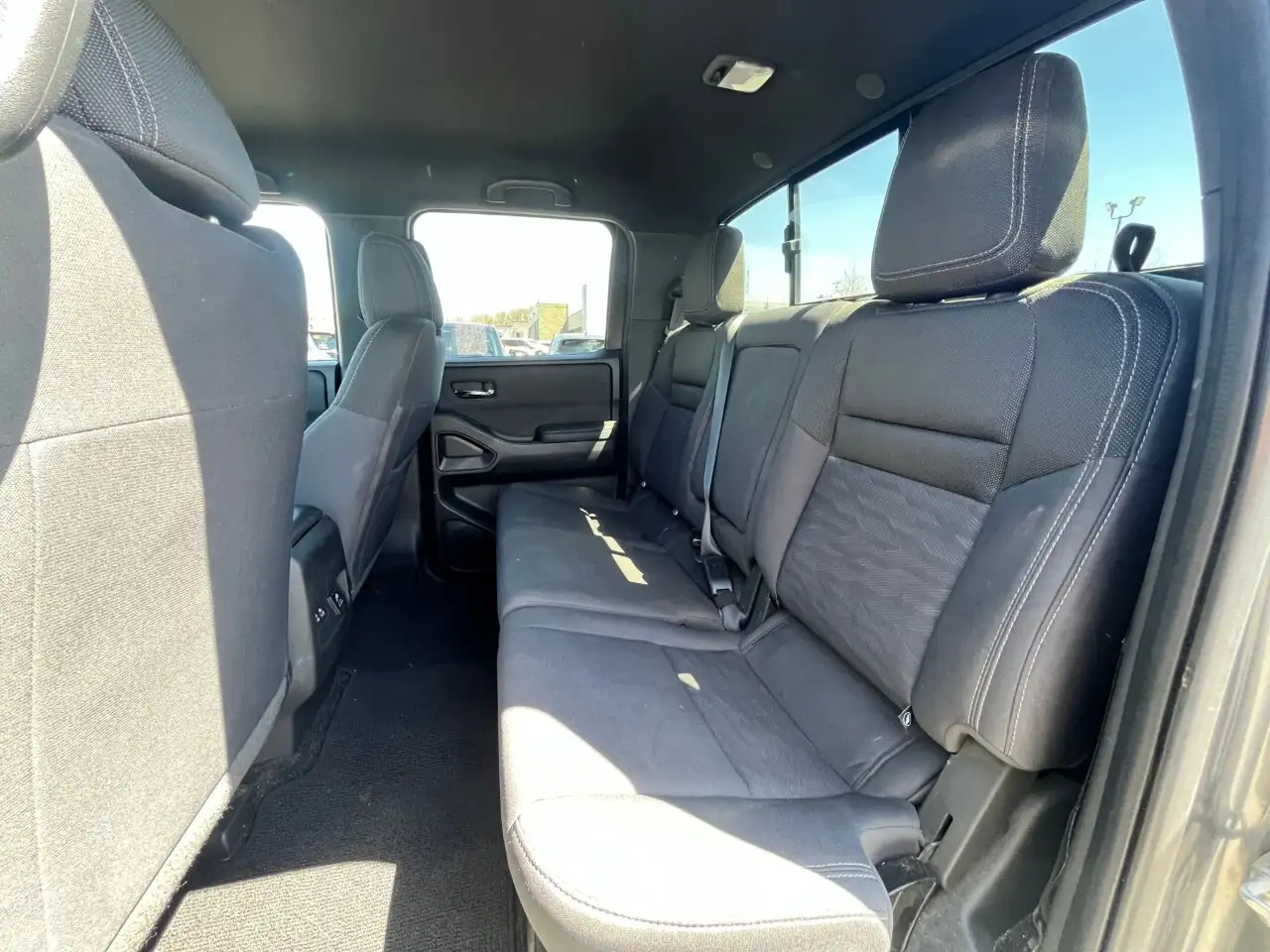Nissan Frontier снимка Nissan Frontier