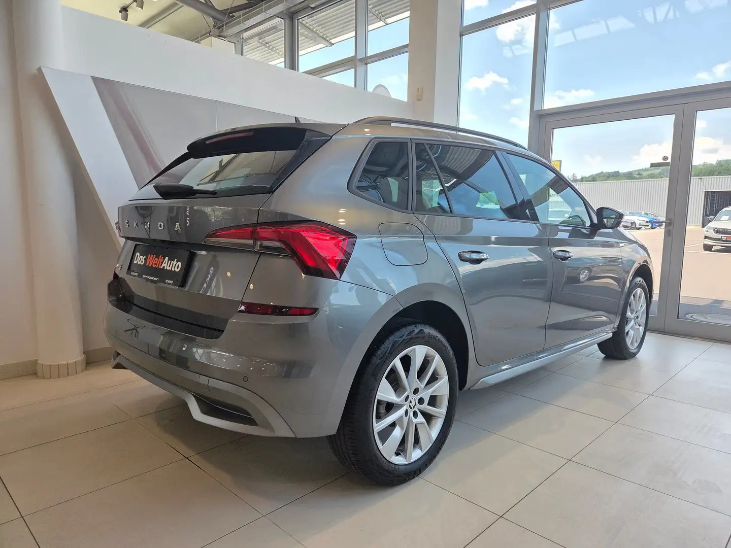 Skoda Kamiq Style TSI Grau - 2