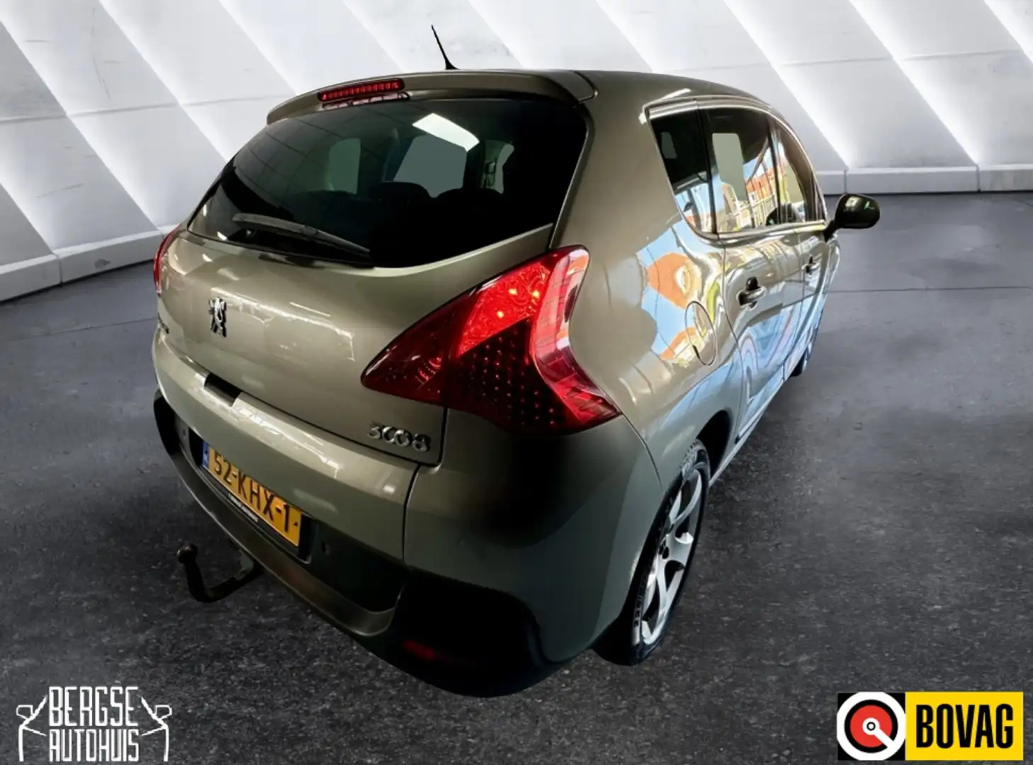 Peugeot 3008 1.6 VTi Première Pano Cruise Ecc Hud Bruin - 2
