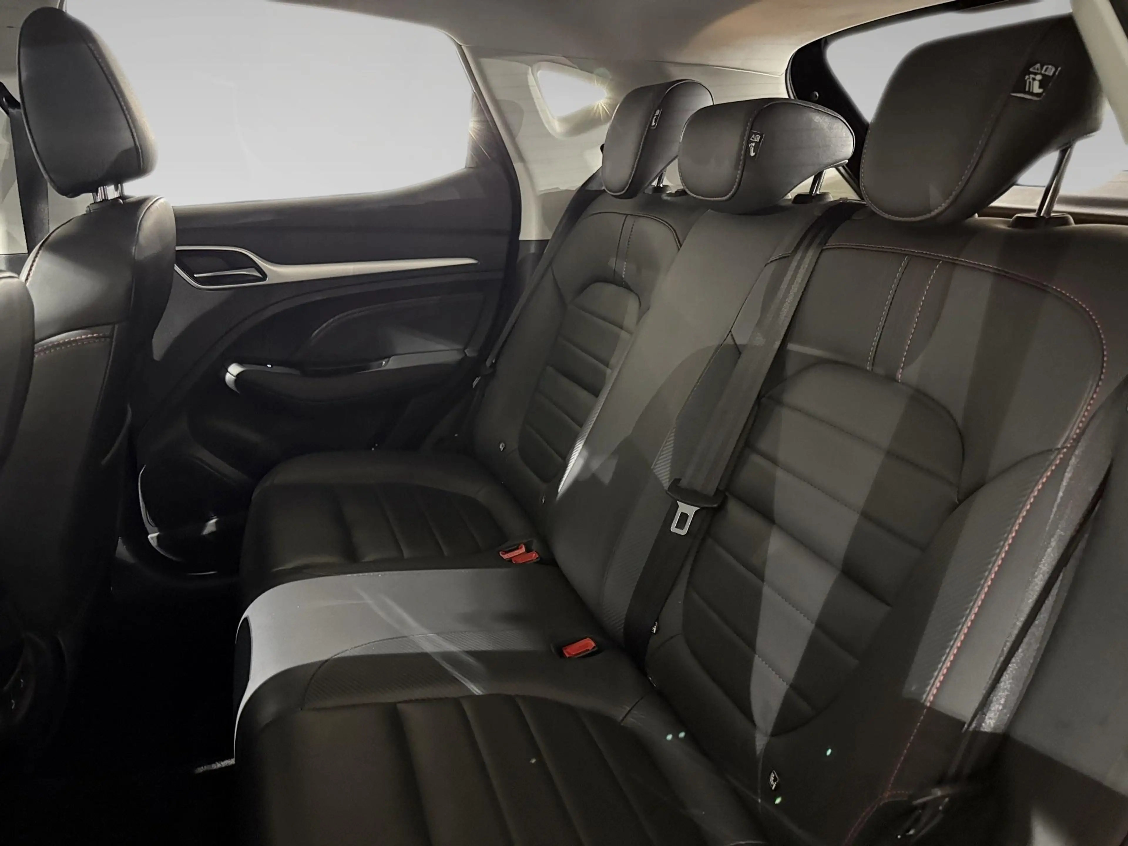MG ZS MG 1.0 FWD LUXURY — photo 11