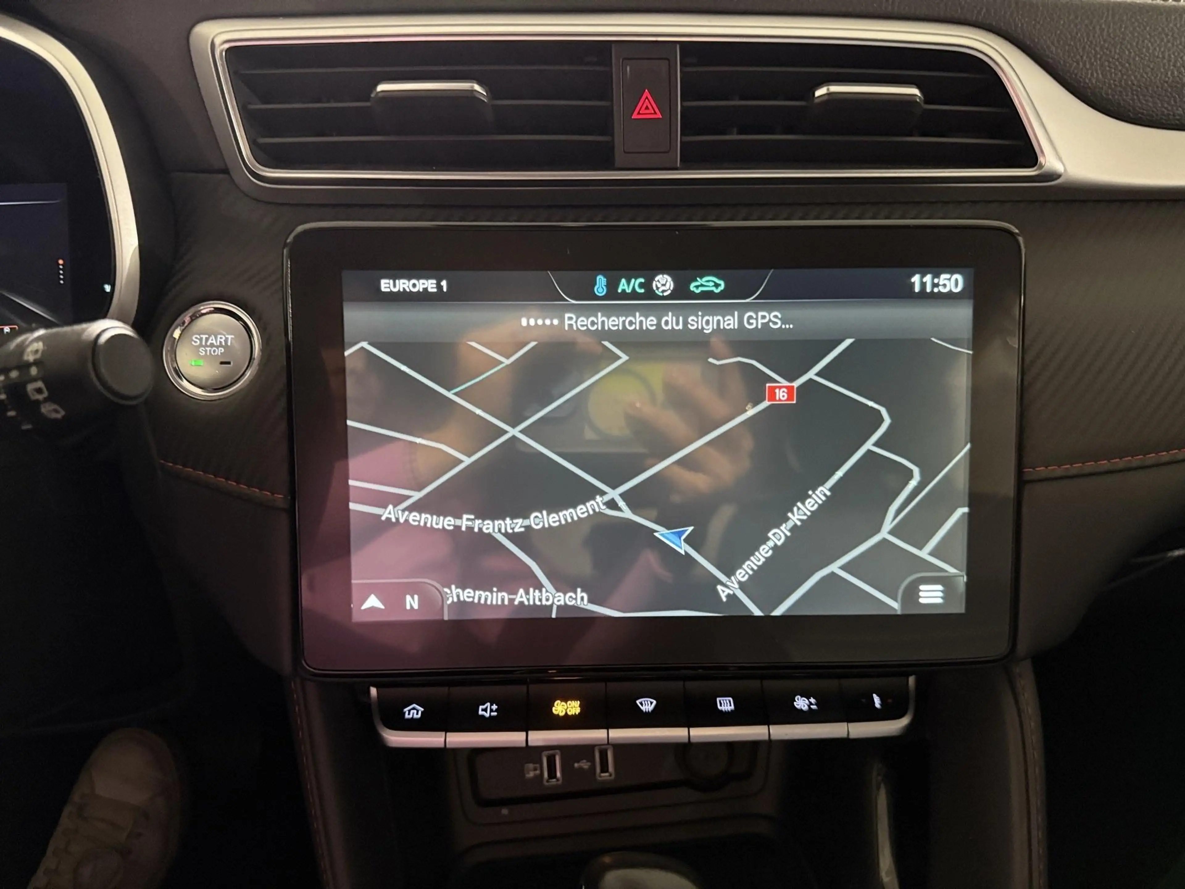 MG ZS MG 1.0 FWD LUXURY — photo 3