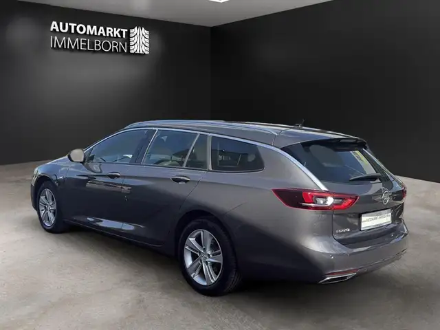 Opel Insignia view 6