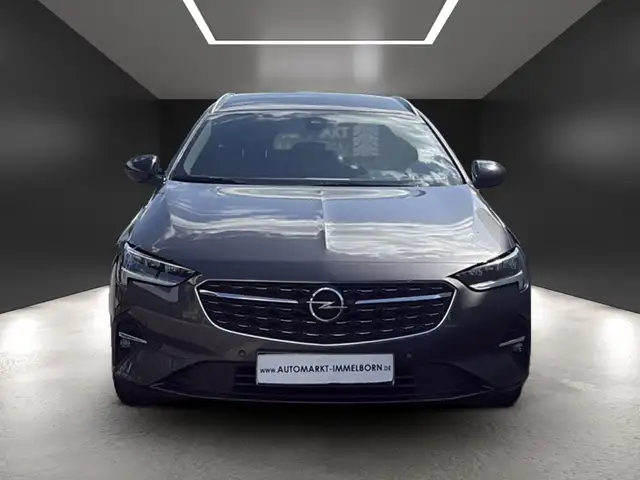 Opel Insignia view 10