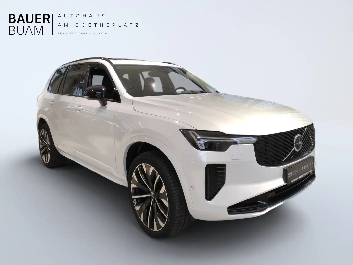 Volvo XC90 Ultra Dark Recharge Plug-In Hybrid AWD Weiß - 2