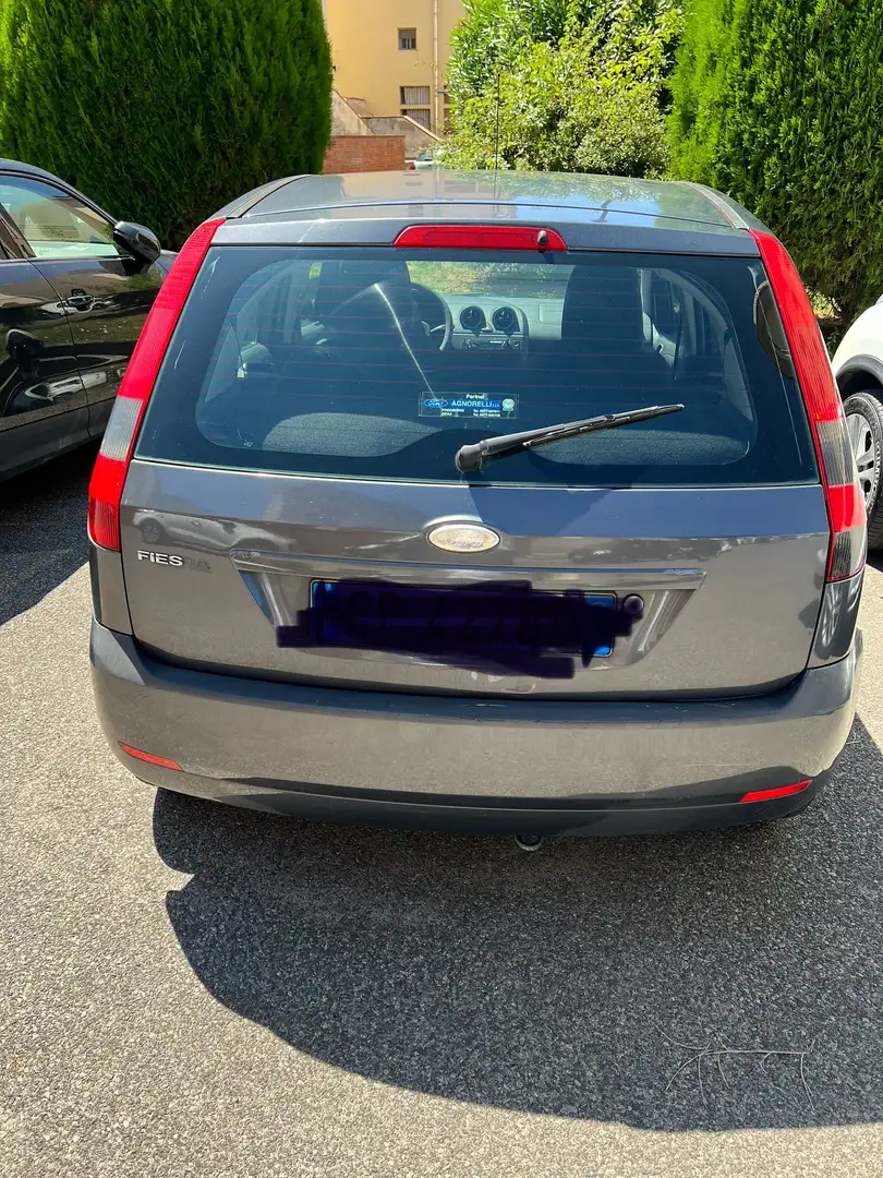 Ford Fiesta Futura 2 - 2