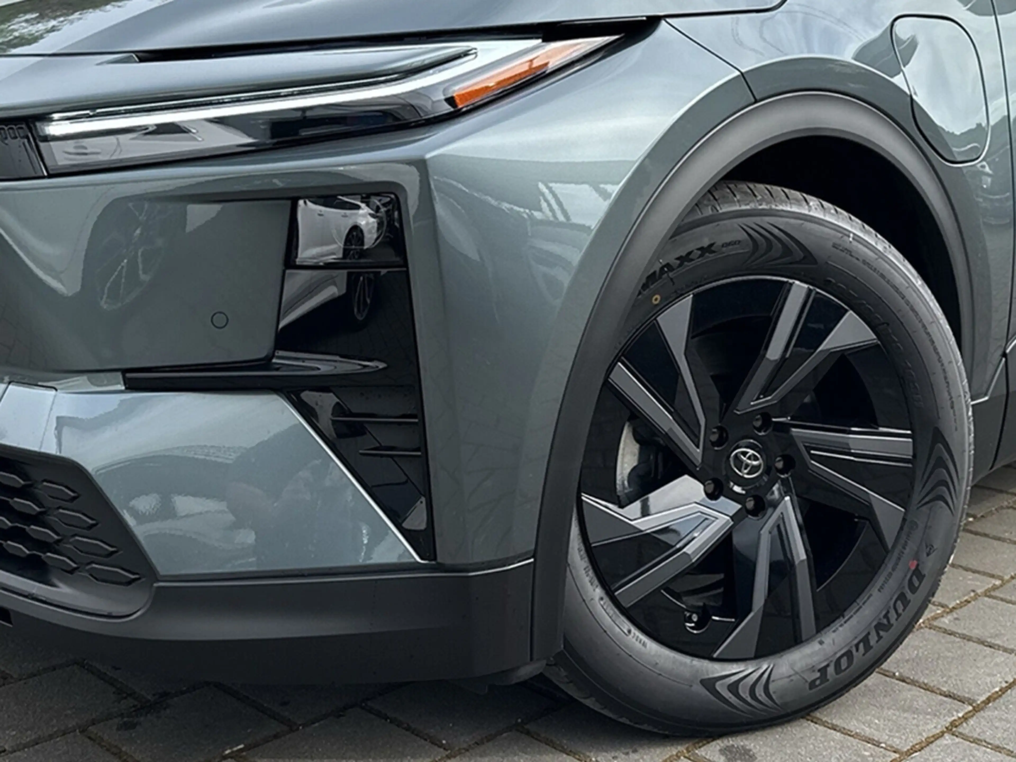 Toyota C-HR+ Elektro Teamplayer 77 kWh +Navi +Matrix-LED +Kamer — photo 7