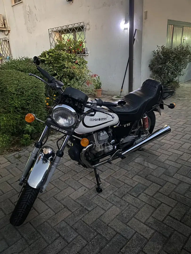 Moto Guzzi V 35 c - 2