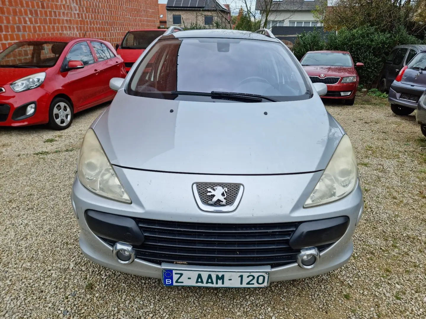 Peugeot 307 1.6i 16v clim  SW 7 places automatique Argent - 1