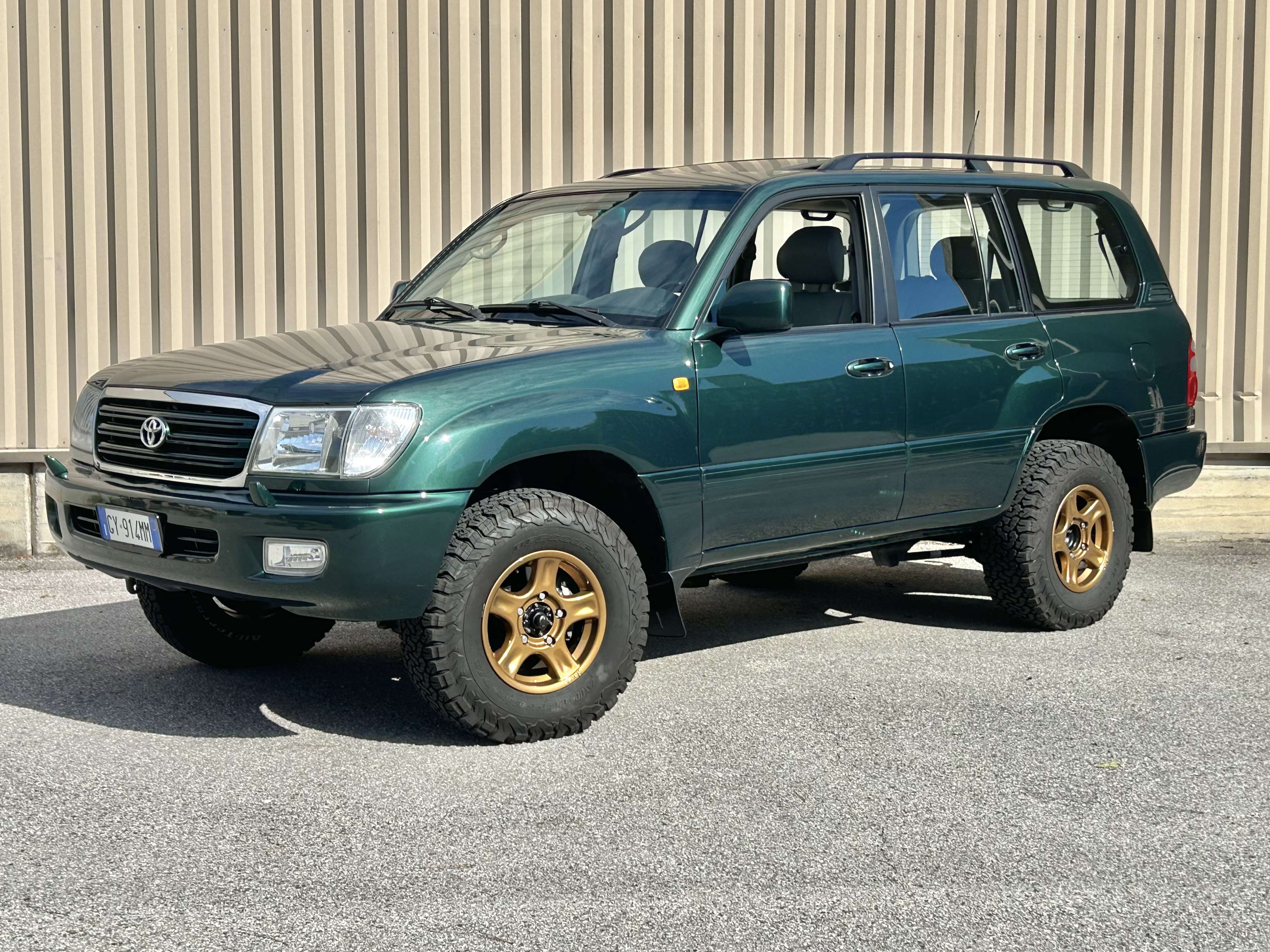 Toyota Land Cruiser