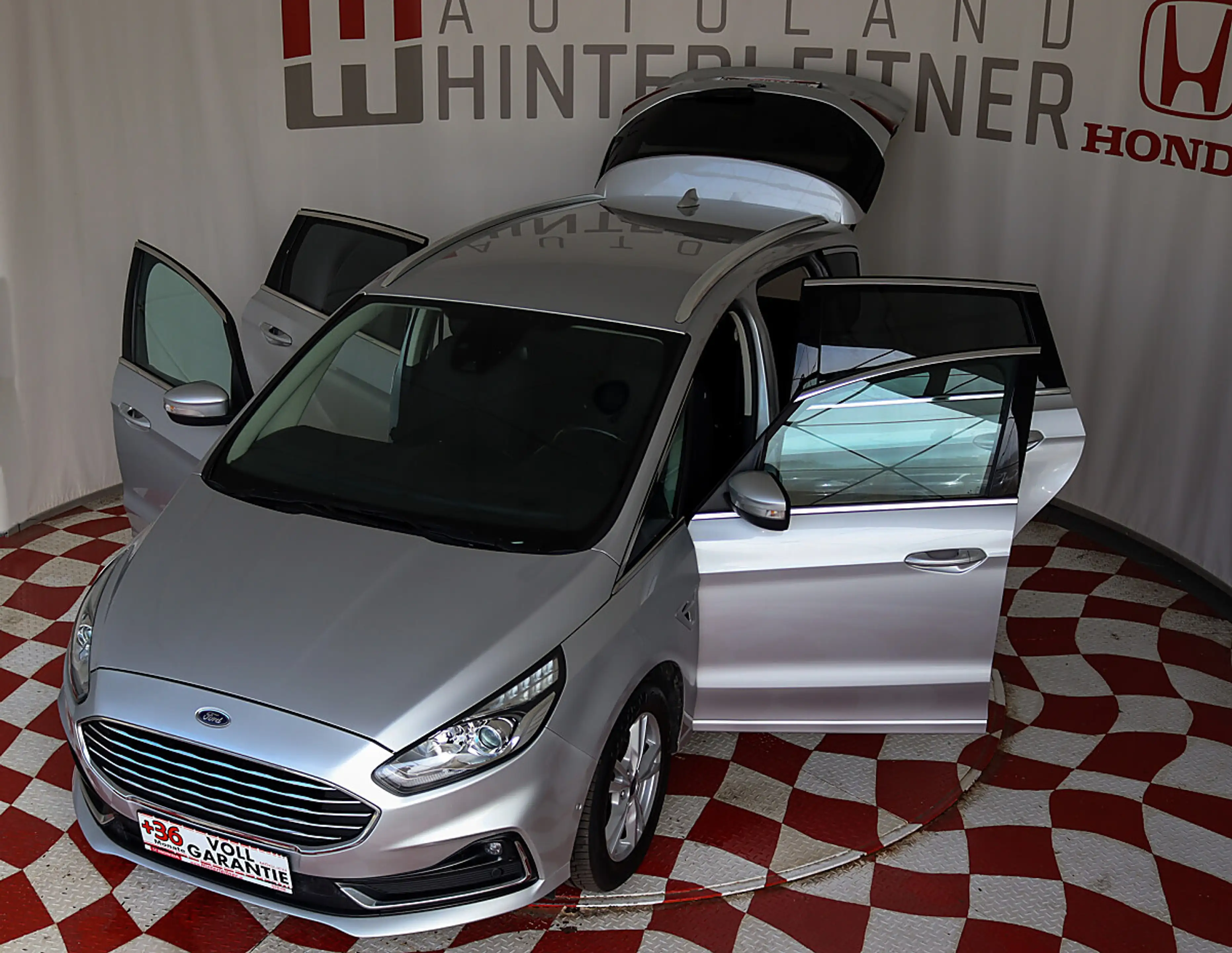 Ford S-Max S-MAX Titanium 2.0 TDCI NAVI WINTERPAKET — photo 3