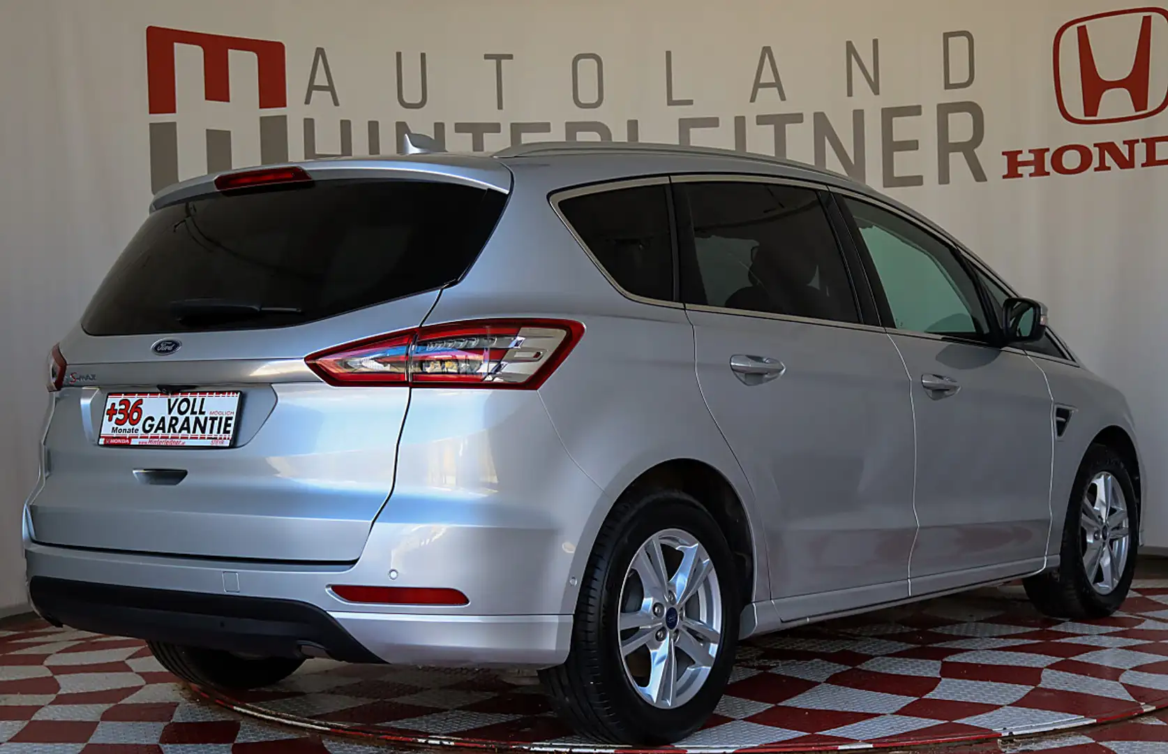 Ford S-Max S-MAX Titanium 2.0 TDCI NAVI WINTERPAKET Grau - 2