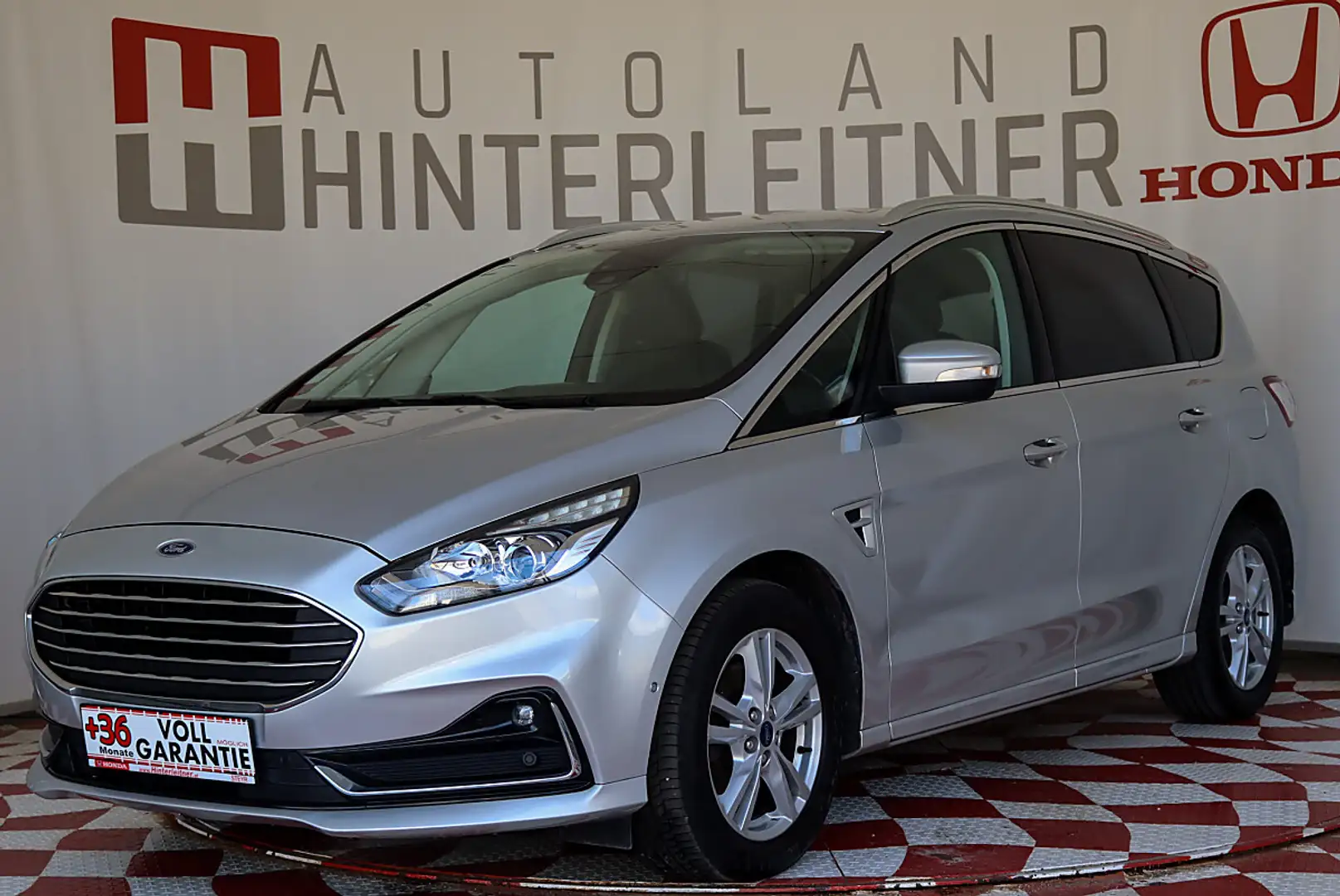 Ford S-Max S-MAX Titanium 2.0 TDCI NAVI WINTERPAKET Grau - 1