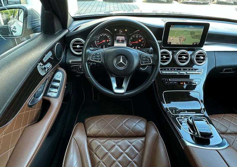 Mercedes-Benz C 400 Lim. 4Matic*AMG-LINE*DESIGNO*NAVI*KAMERA — photo 4