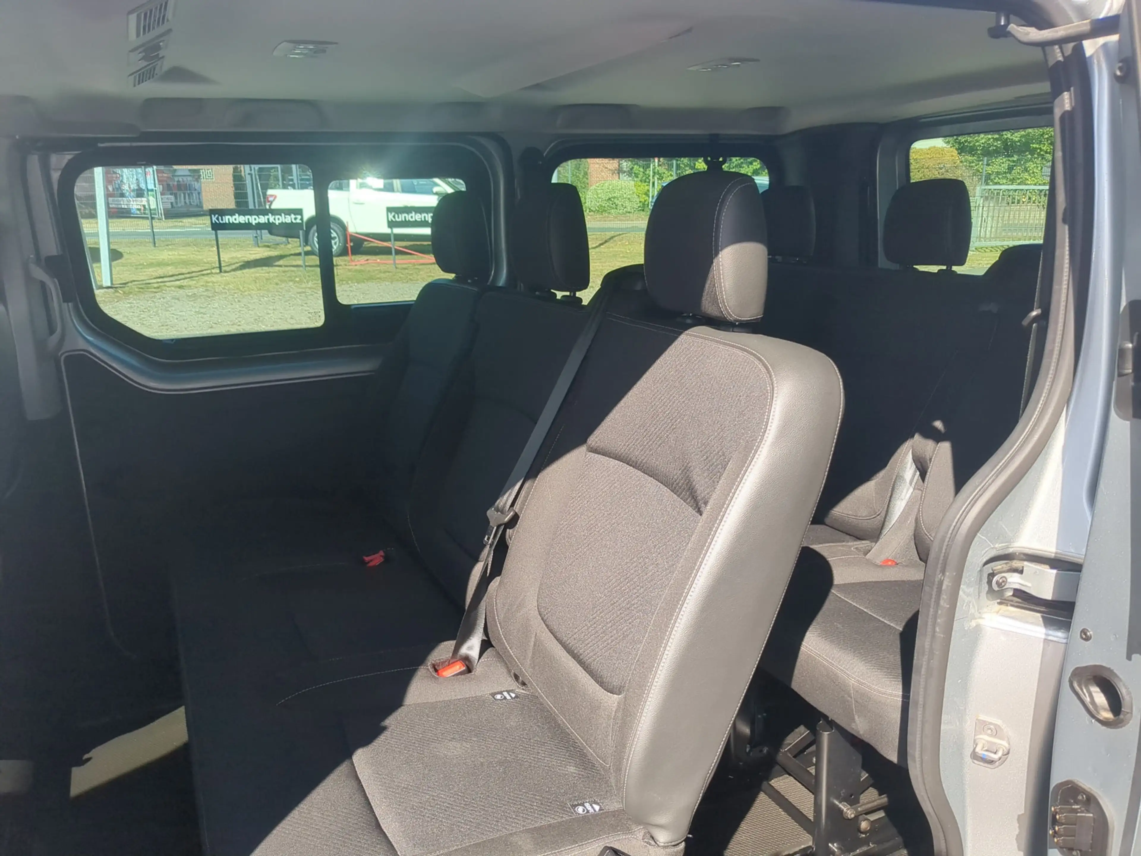 Nissan Primastar dCi 150 Tekna L1H1 GJR+SHZ+NAVI — photo 10