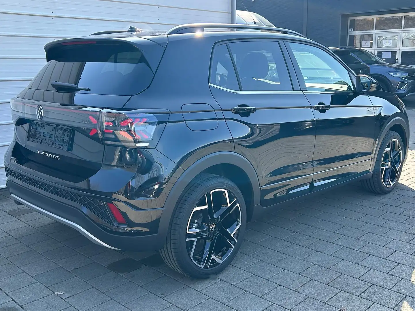 Volkswagen T-Cross R-Line 1.0 TSI DSG AHK*Android Auto*SHZ*Matrix-... Schwarz - 2