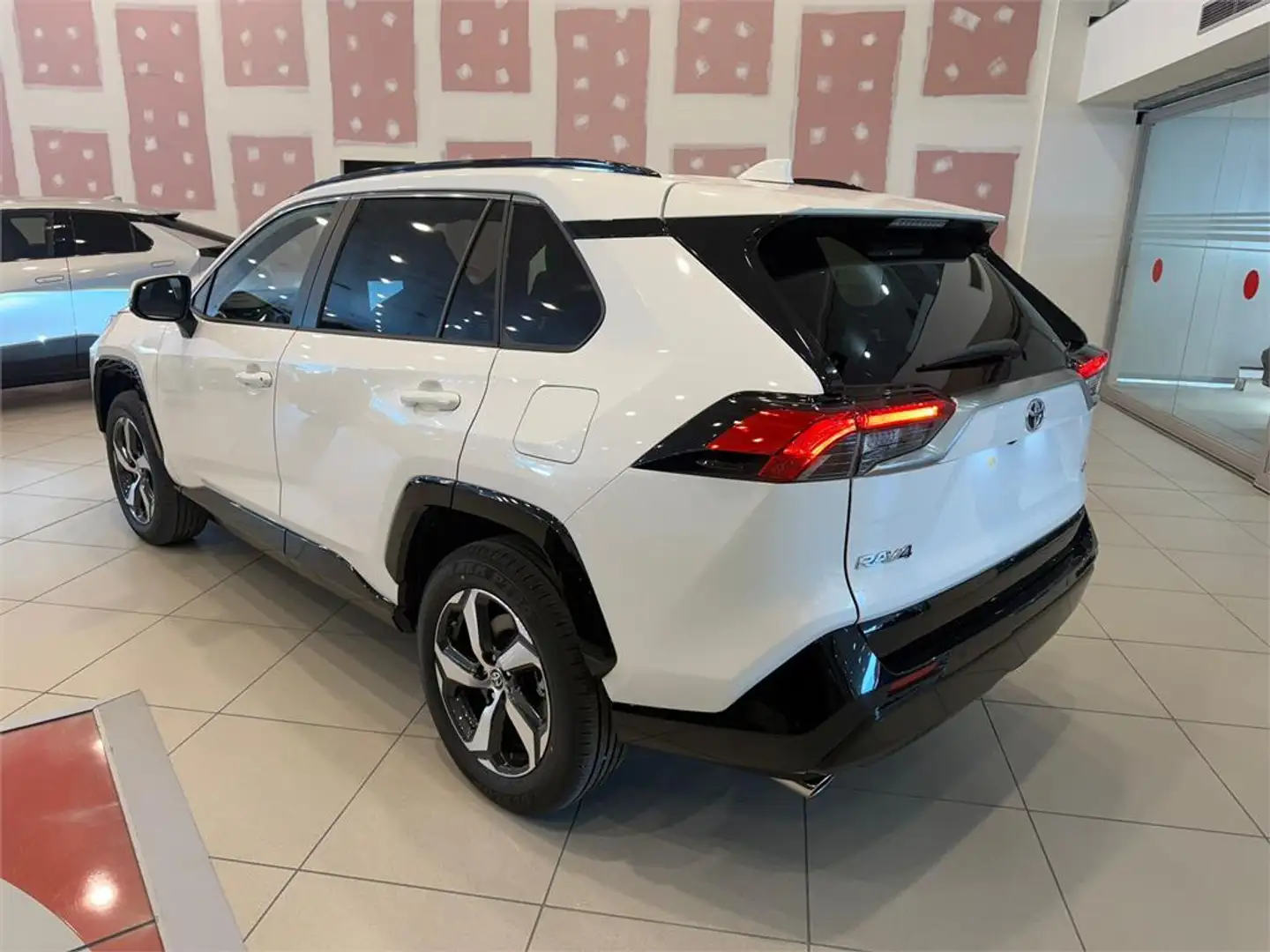 Toyota RAV 4 RAV4 2.5l PLUG-IN 300PH (e-CVT) Advance - 2