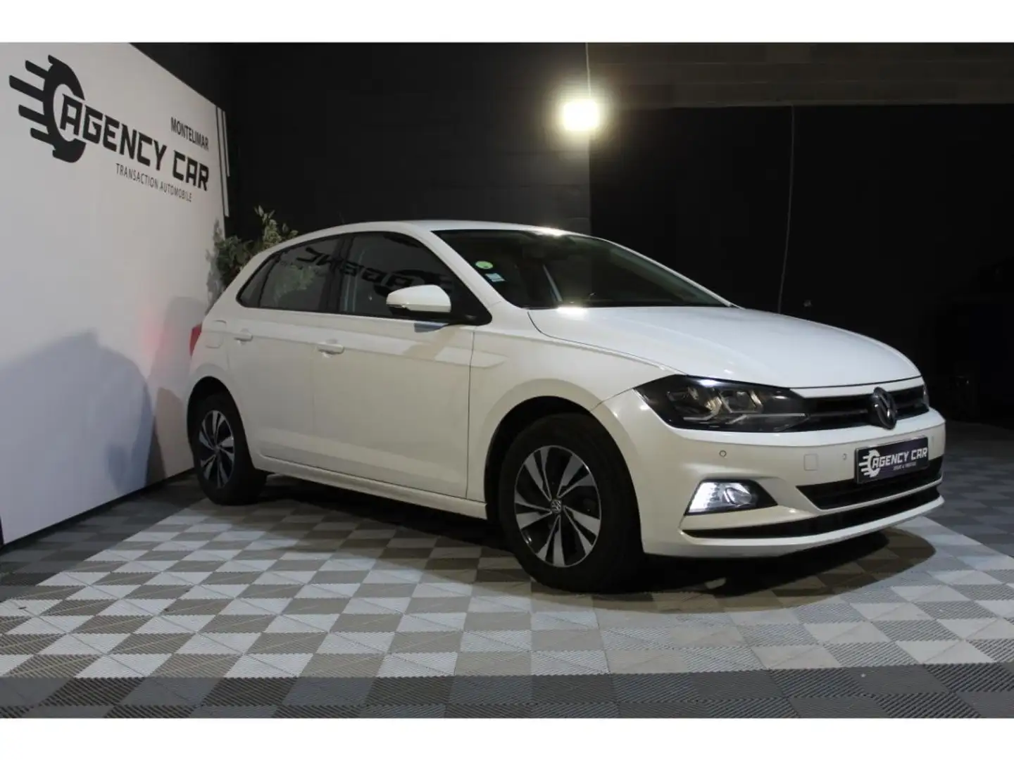 Volkswagen Polo 1.6 TDI 80ch Confortline Business Blanc - 2