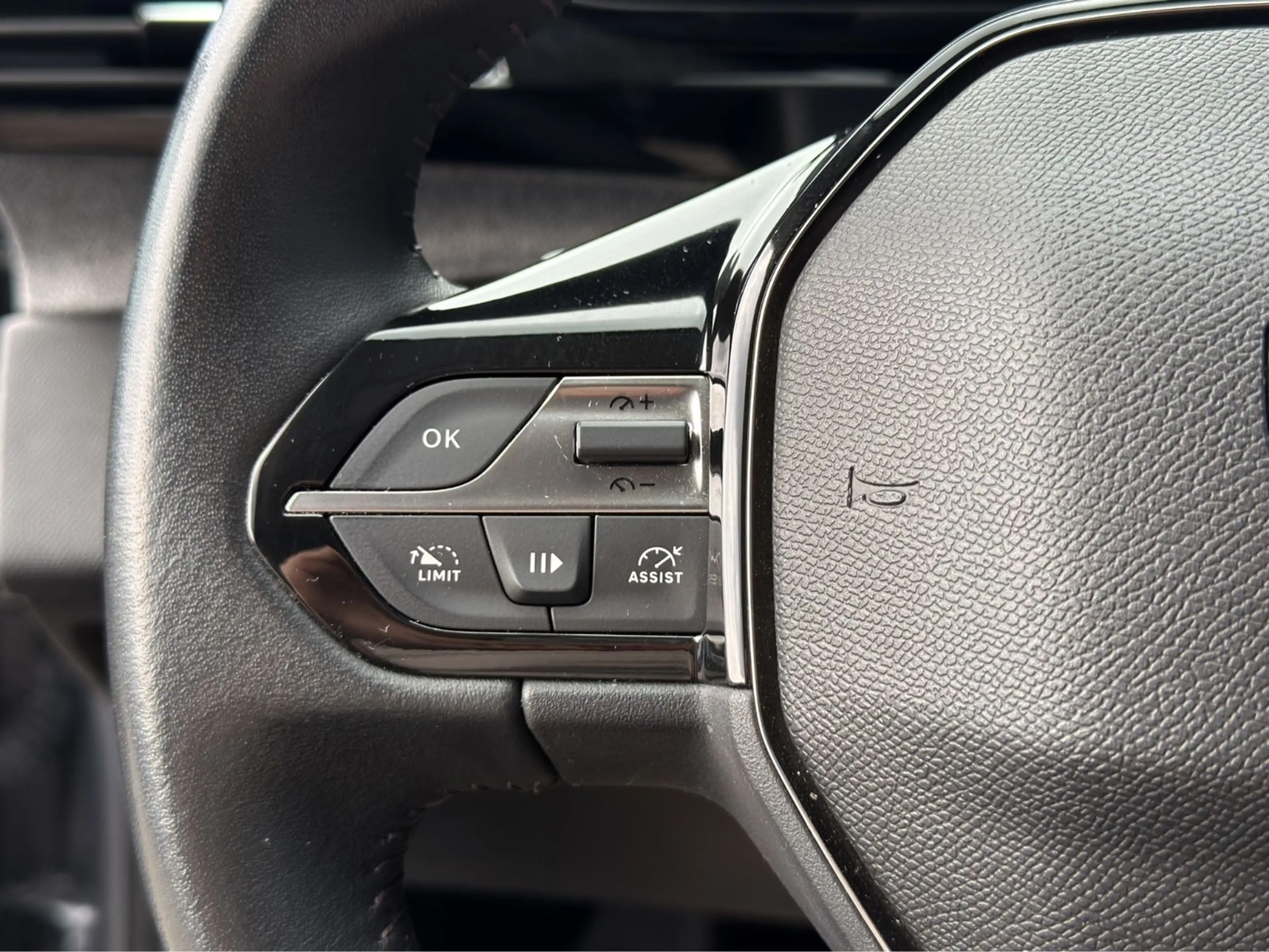 Peugeot 308 SW Allure 1.5 HDi *Garantie*Finanzierung* — photo 14