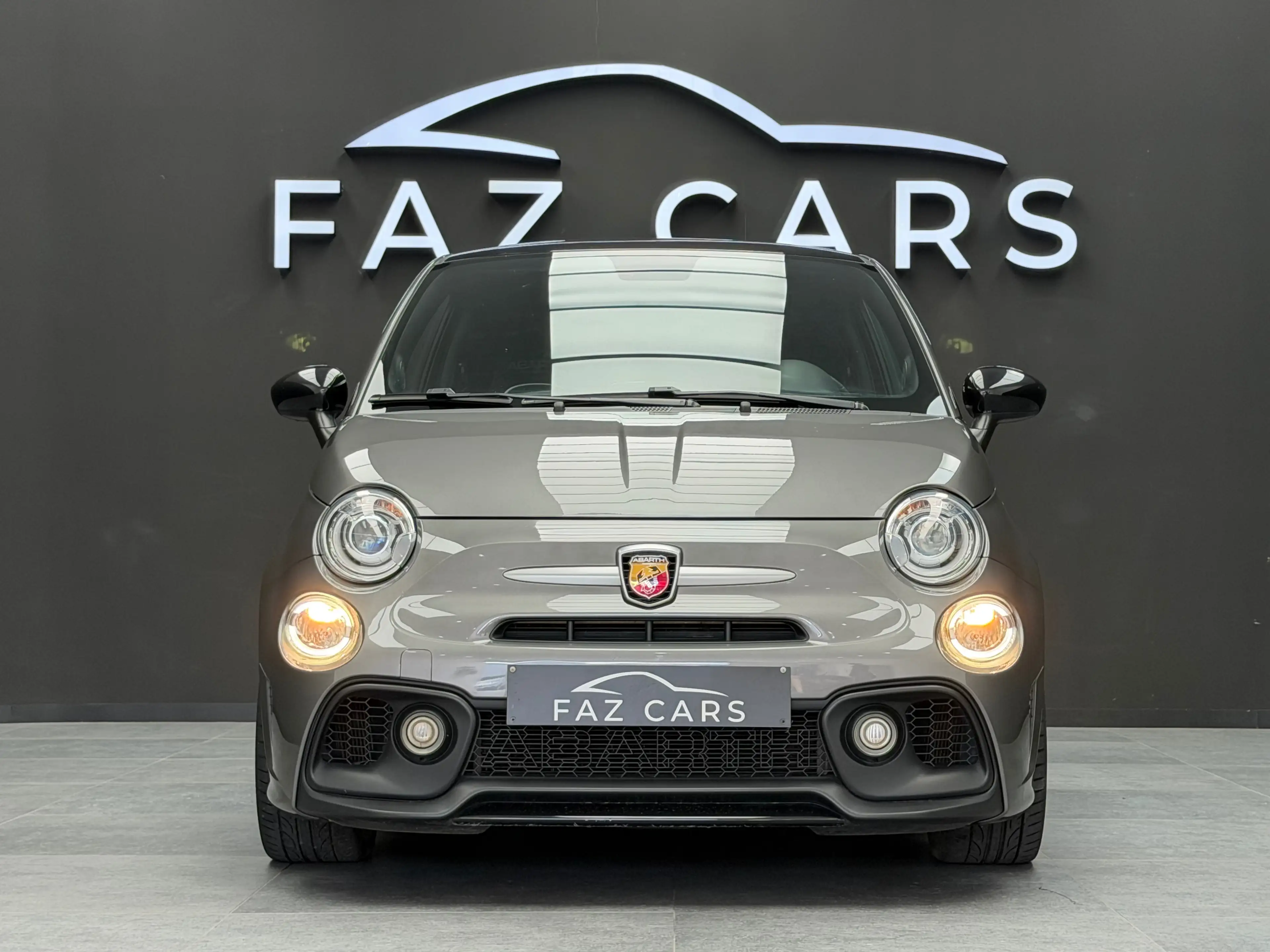 Fiat 595 Abarth 1.4 T-Jet * 1ER PROP + XENON + GPS + GARANTIE * — photo 3