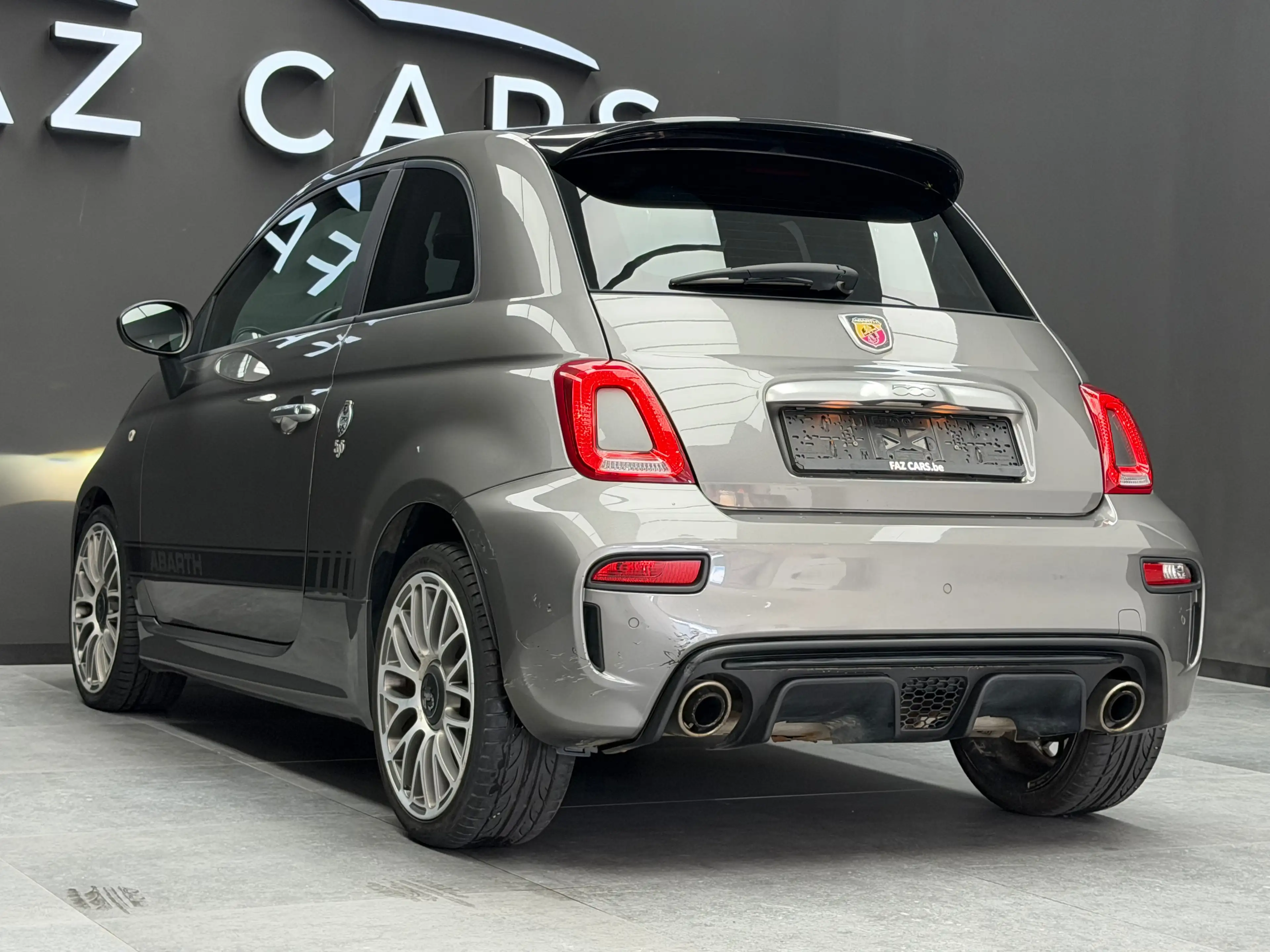 Fiat 595 Abarth 1.4 T-Jet * 1ER PROP + XENON + GPS + GARANTIE * — photo 5