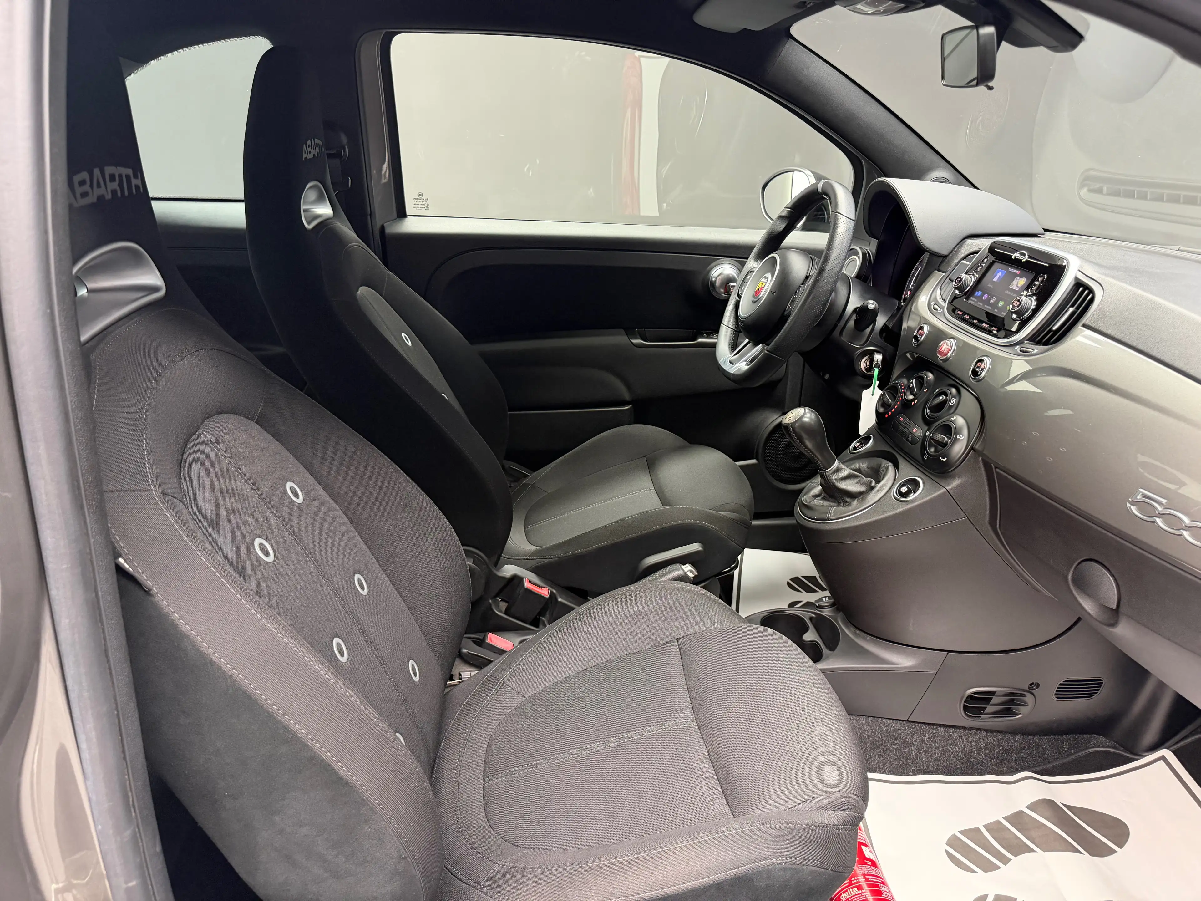 Fiat 595 Abarth 1.4 T-Jet * 1ER PROP + XENON + GPS + GARANTIE * — photo 10