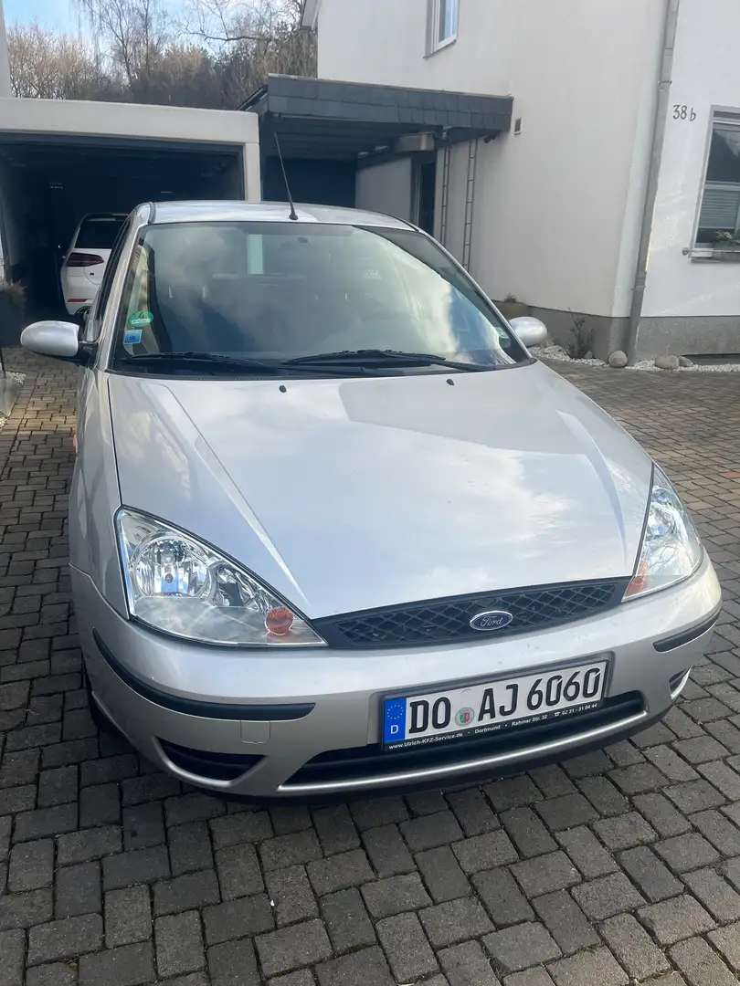 Ford Focus Focus Viva Silber - 1