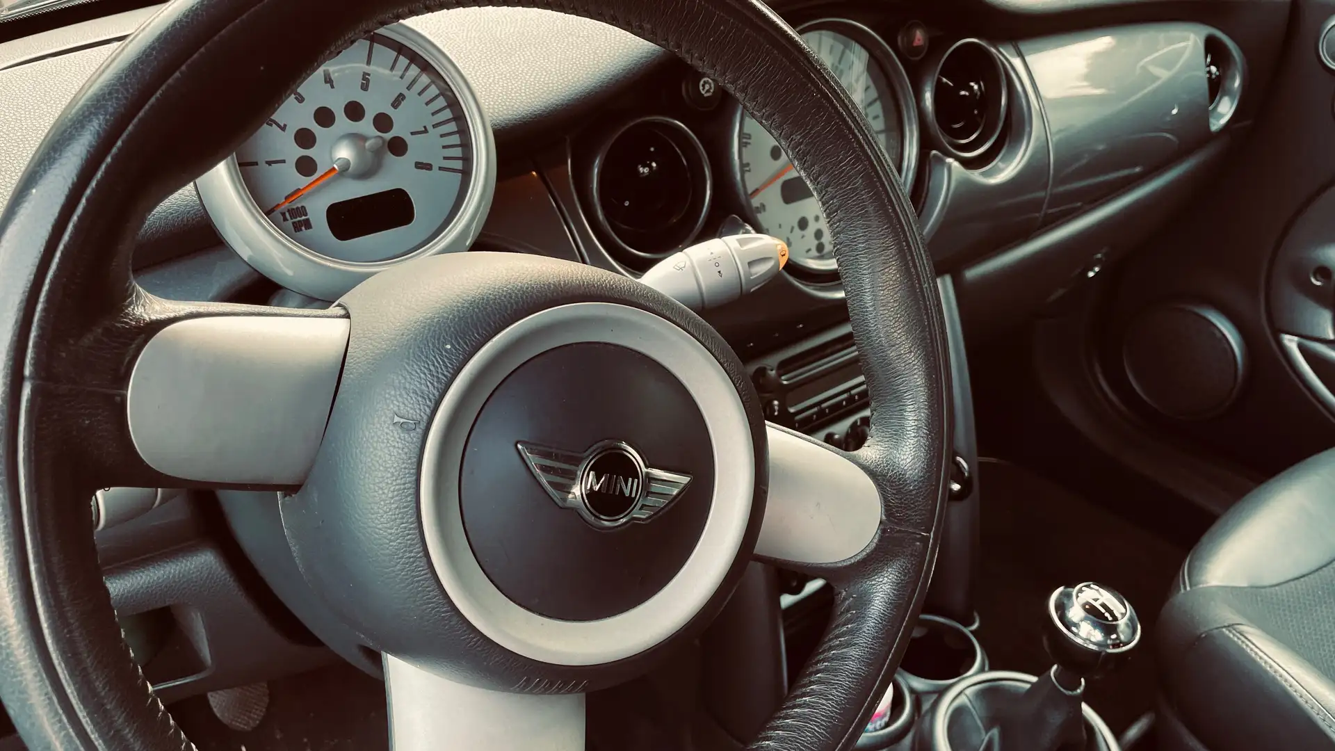 MINI Cooper Cabrio Mini Cooper Cabrio Schwarz - 2