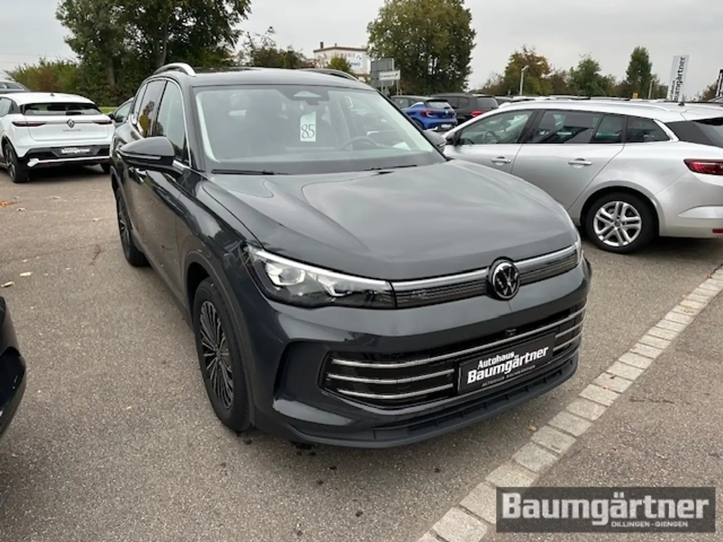 Volkswagen Tiguan Elegance 1.5 eTSI DSG ACC/Kamera/Navi Gris - 2