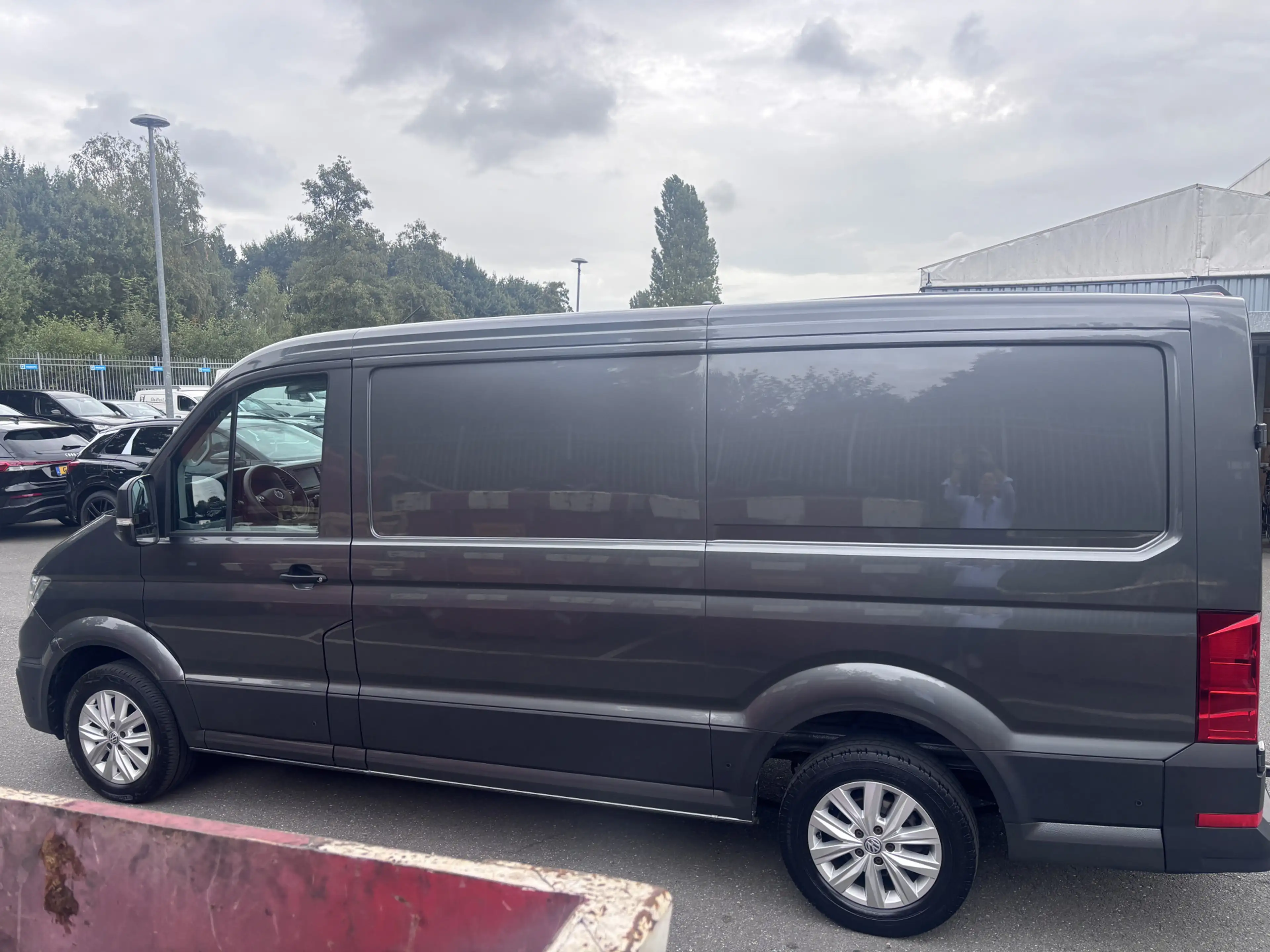 Volkswagen Crafter L3H2 2.0 TDI 140pk 3.0T Automaat Exclusive-Edition — photo 9