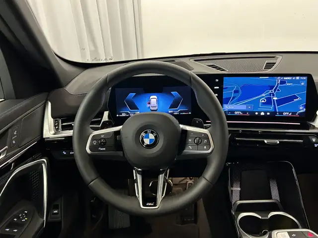BMW X1 view 11