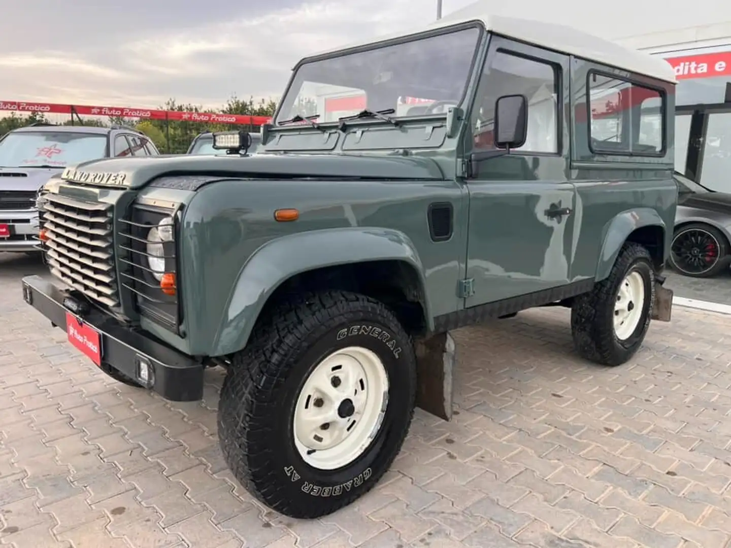 Land Rover Defender 90 diesel Hard-top Verde - 1