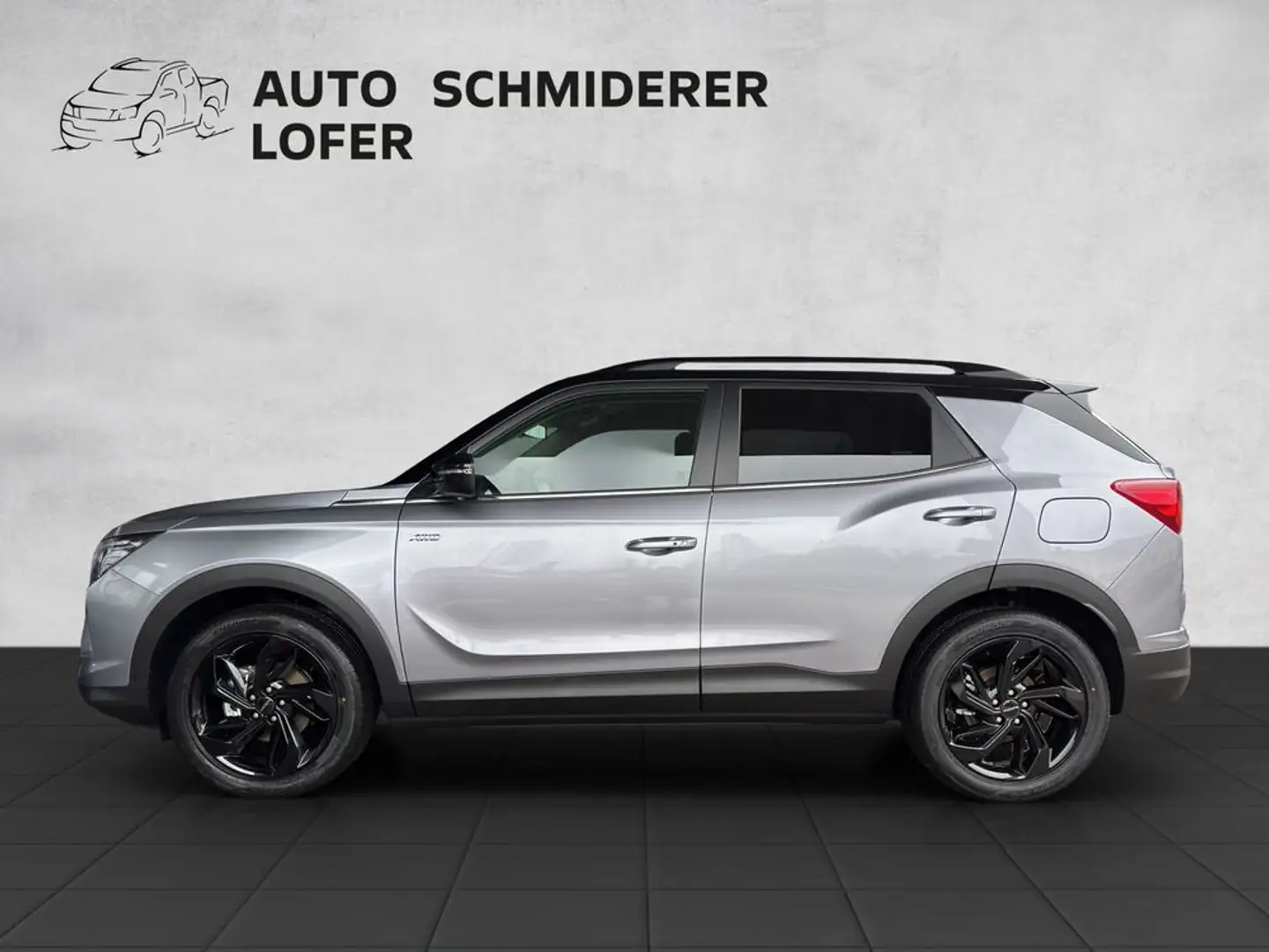 KGM Korando 1,5 GDI Premium ''Black Edition'' Aut. AWD Grijs - 2