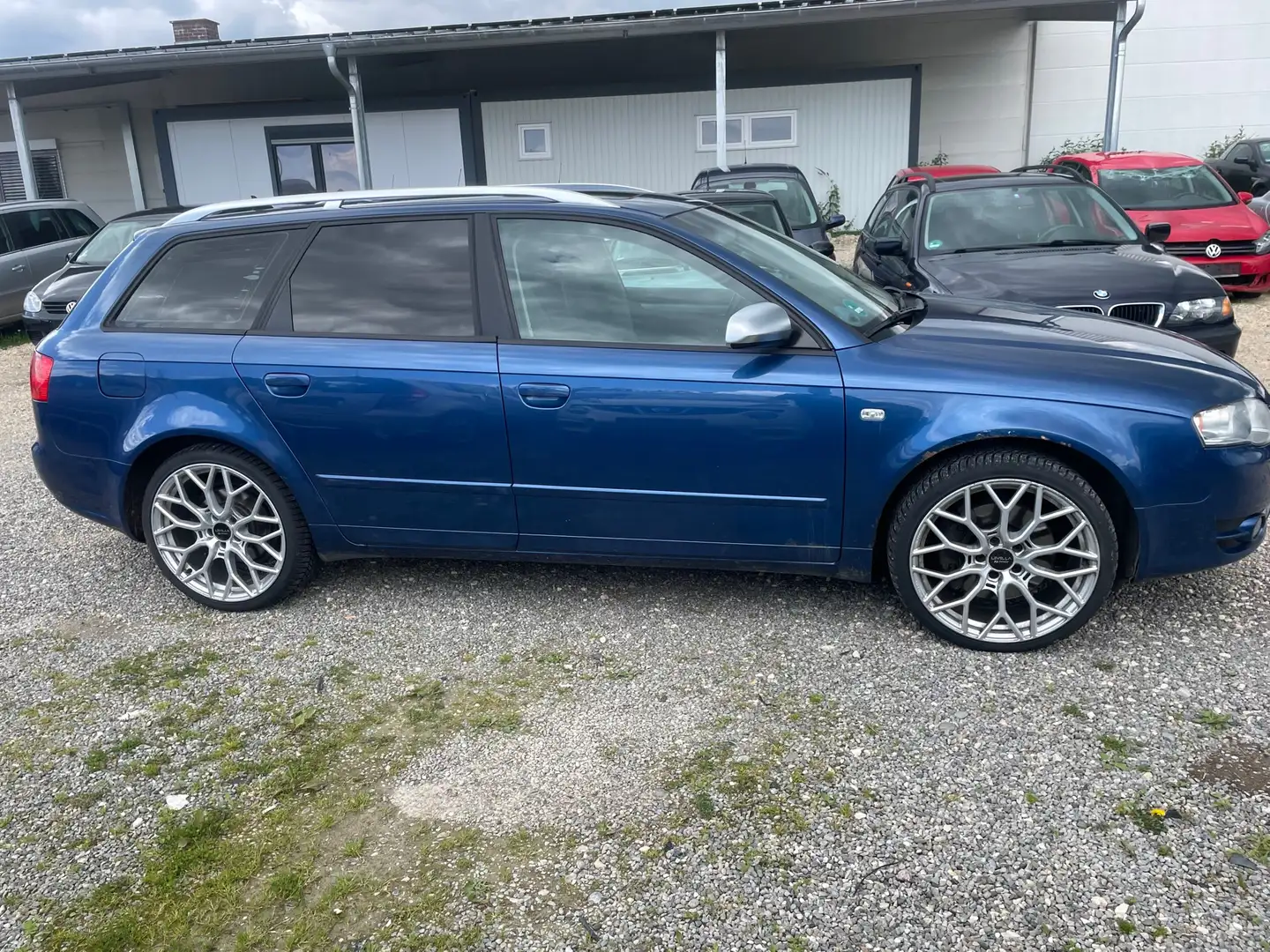 Audi A4 2.0 TFSI quattro (147kW) Avant (8E) Blau - 2