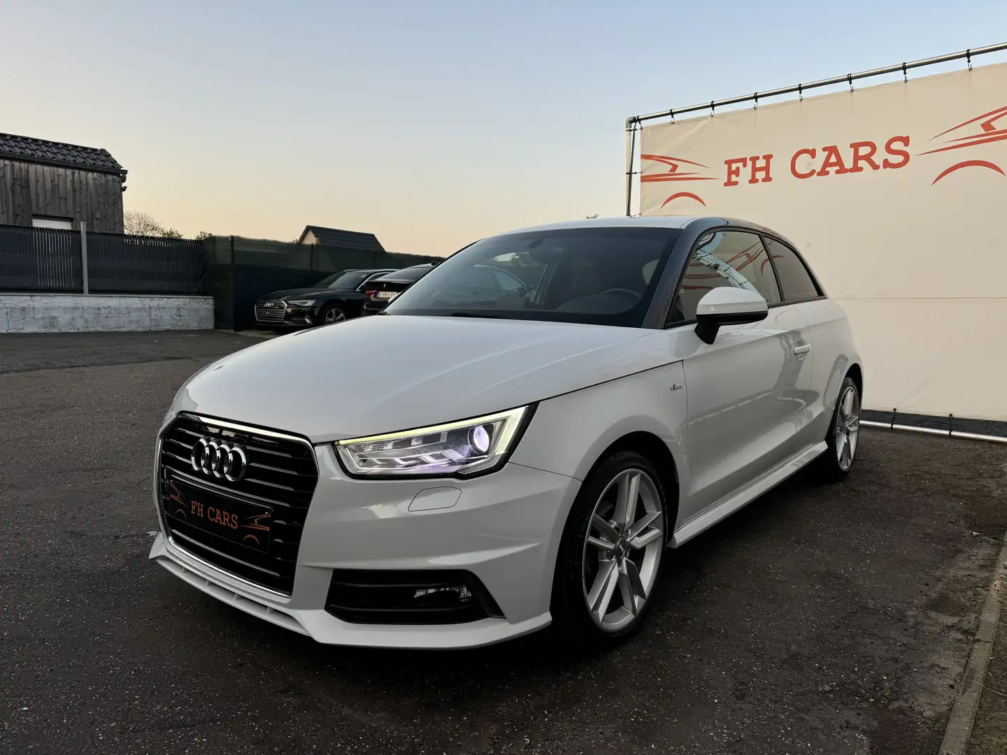 Audi A1 1.4 TDi S-LINE *FACELIFT*XENON*LED*GPS*EUR6b*SPORT Blanc - 2