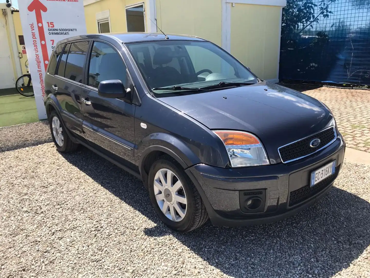 Ford Fusion 1.4 TDCi 5p. Grigio - 2