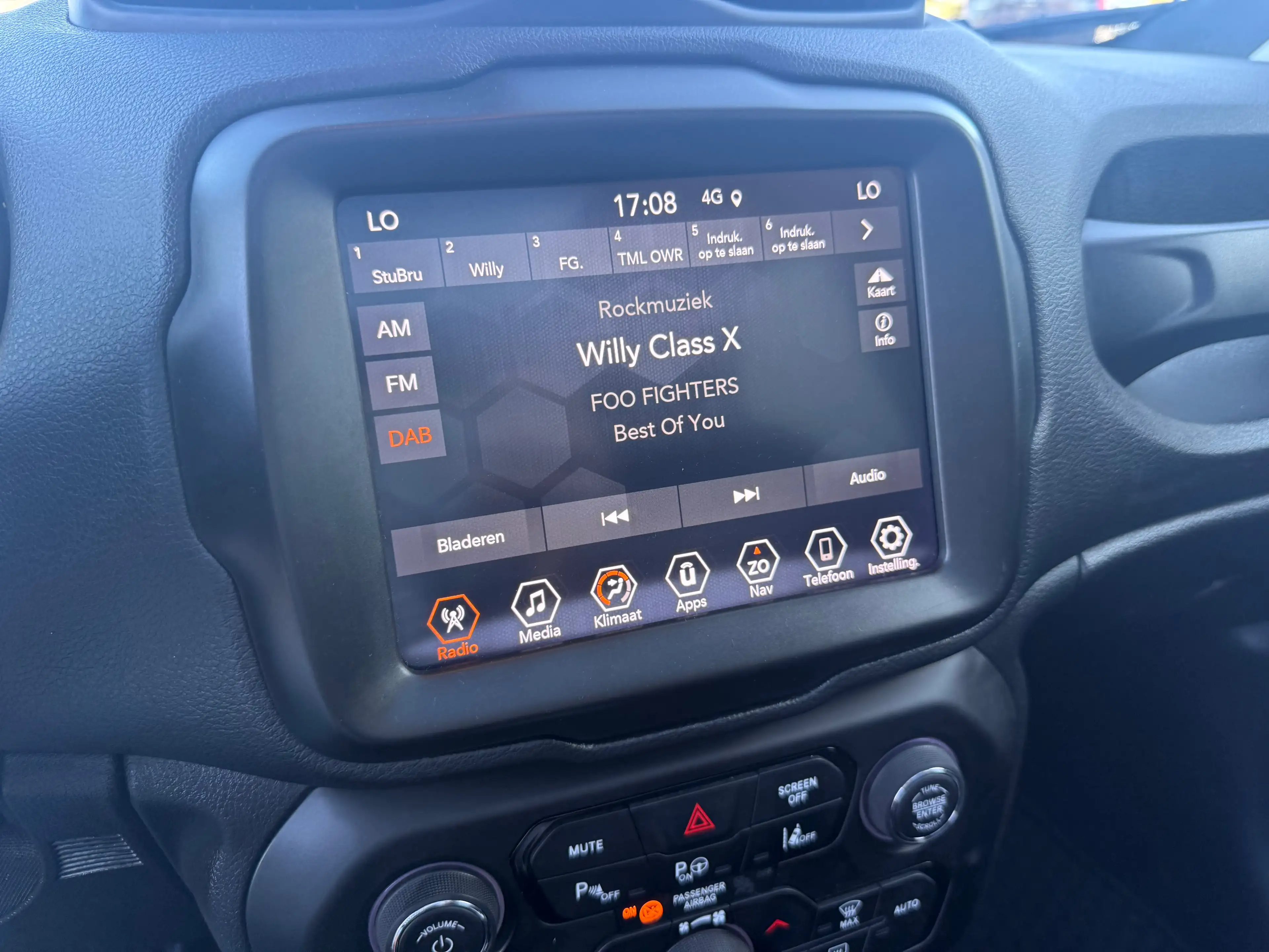 Jeep Renegade Elektrisch benzine  PHEV 1.3 T4 AWD  Trailhawk DDCT (EU6.4) — photo 13