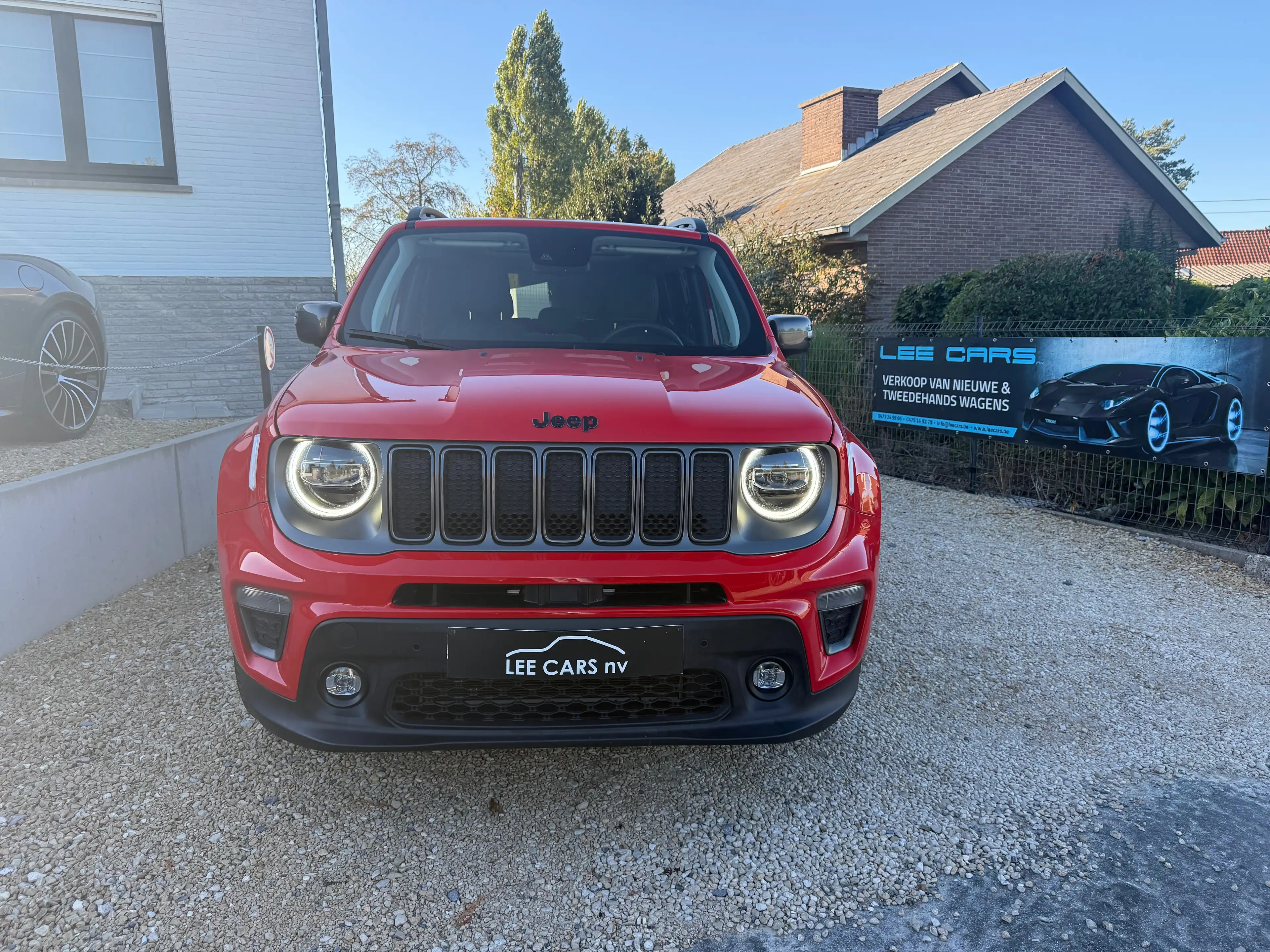 Jeep Renegade Elektrisch benzine  PHEV 1.3 T4 AWD  Trailhawk DDCT (EU6.4) — photo 2