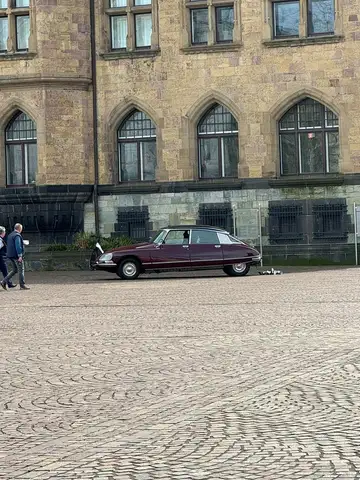 Citroen DS 23 Pallas Schaltwagen*Restauriert *Faltdach