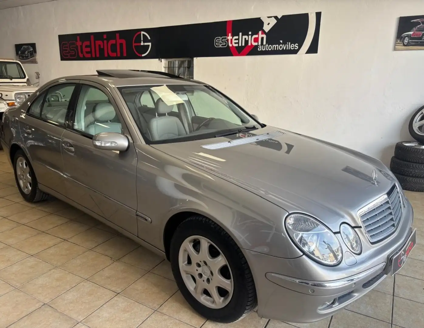 Mercedes-Benz E 320 CDI Gris - 1
