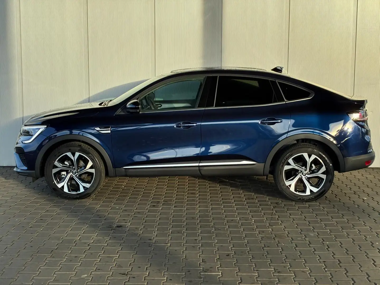 Renault Arkana Techno Full Hybrid e-tech 145 / Soundsystem NAV... Blau - 2