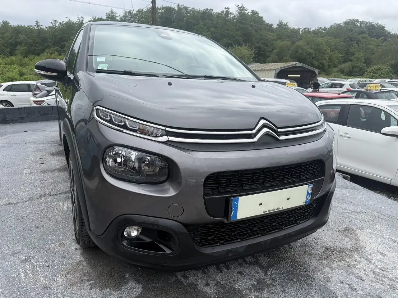 Citroen C3 PURETECH 110CH ELLE S\\u0026S