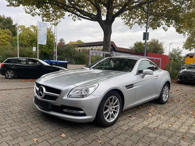 Mercedes-Benz SLK 200 Roadster BlueEfficiency, Navi, Leder