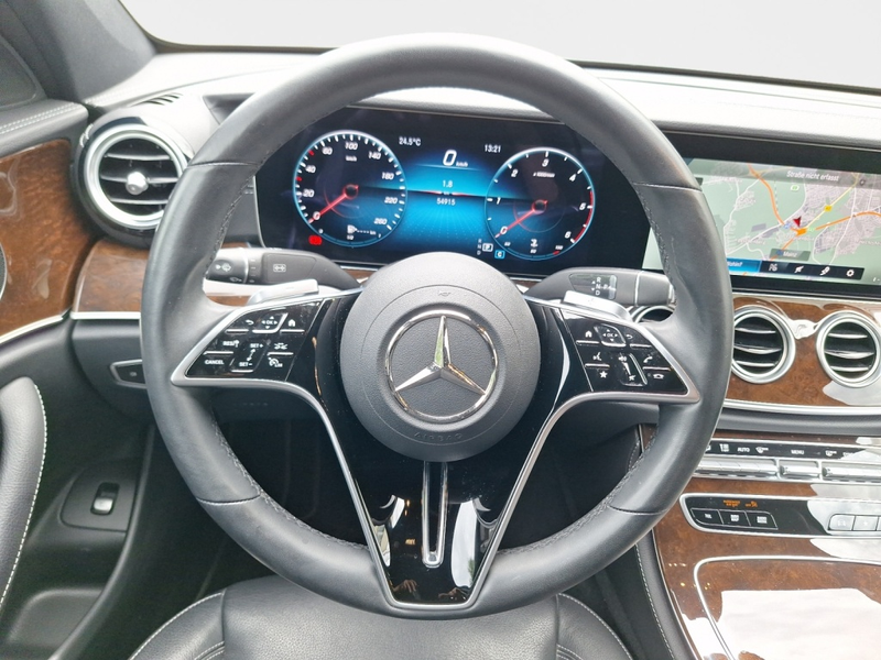 Mercedes-Benz E 400 d 4M Exclusive HUD Distronic Memory Navi — photo 13