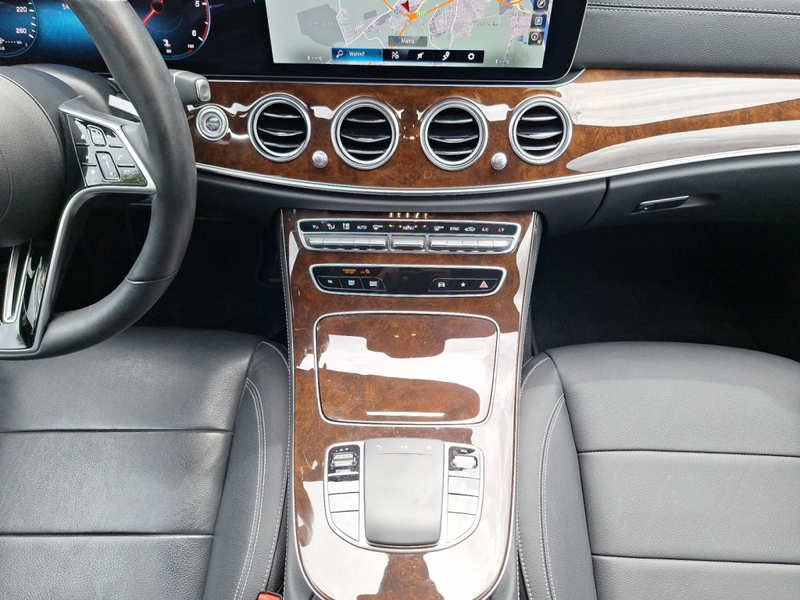 Mercedes-Benz E 400 d 4M Exclusive HUD Distronic Memory Navi — photo 15