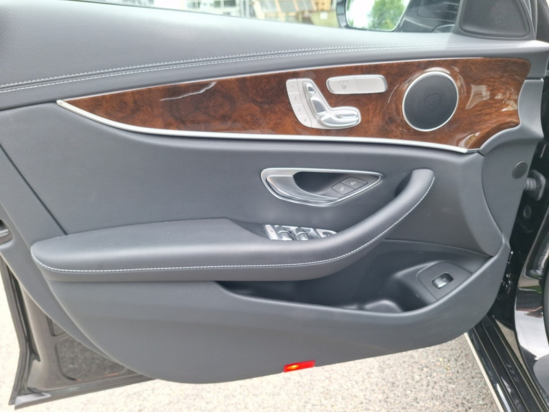 Mercedes-Benz E 400 d 4M Exclusive HUD Distronic Memory Navi — photo 11