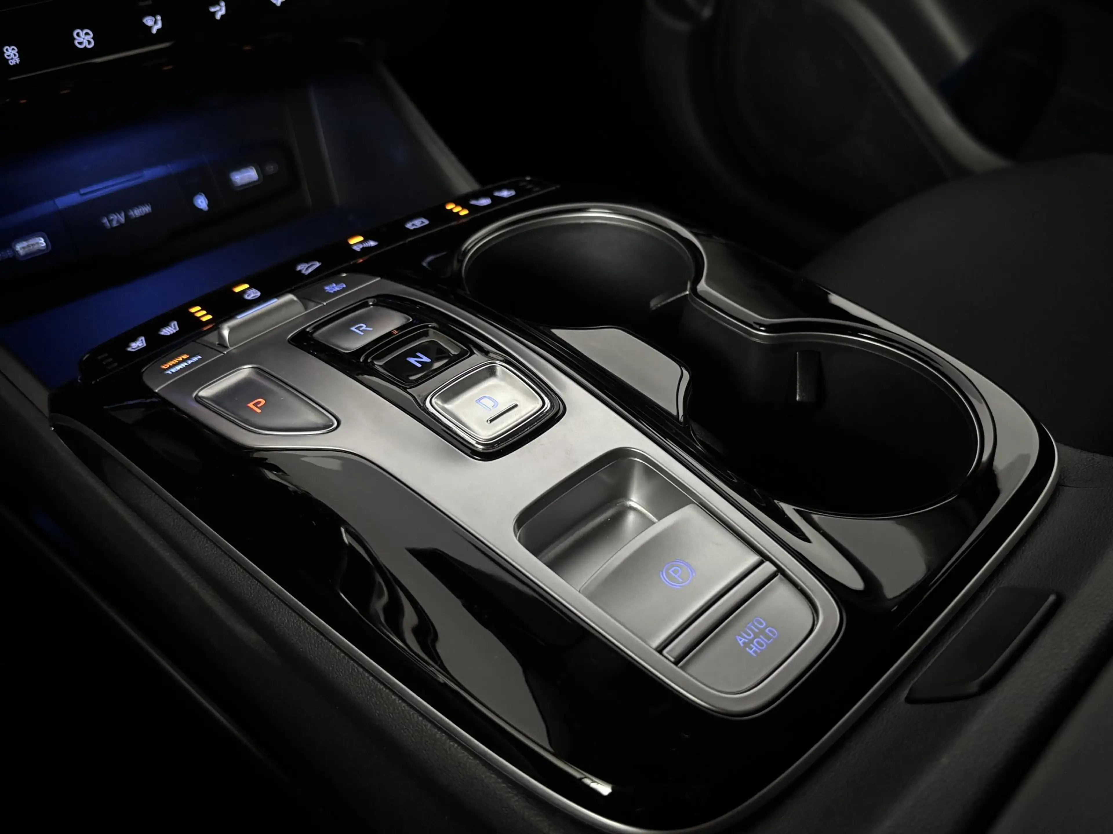 Hyundai TUCSON 1.6 T-GDI PHEV Premium 4WD — photo 40