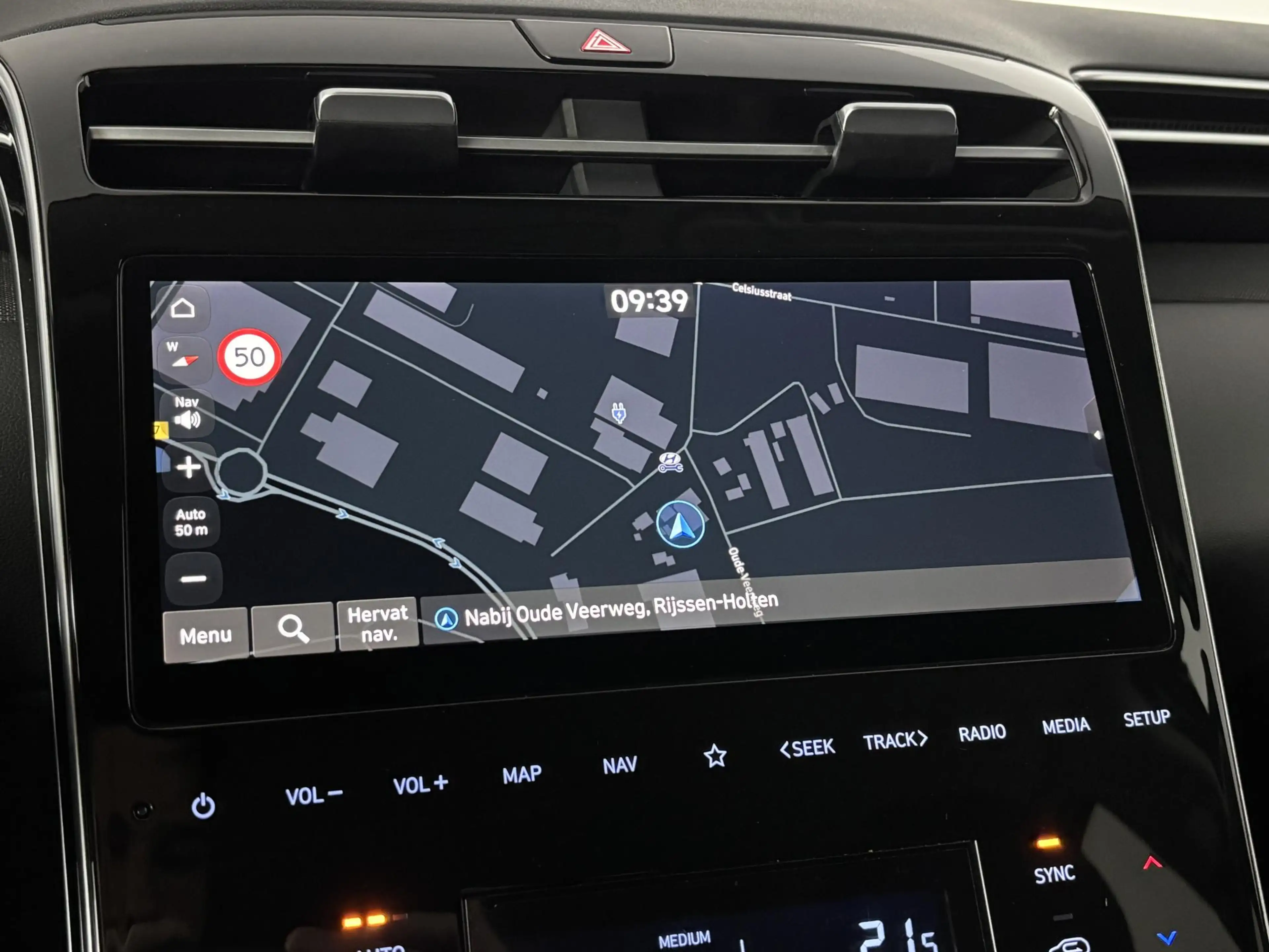 Hyundai TUCSON 1.6 T-GDI PHEV Premium 4WD — photo 33