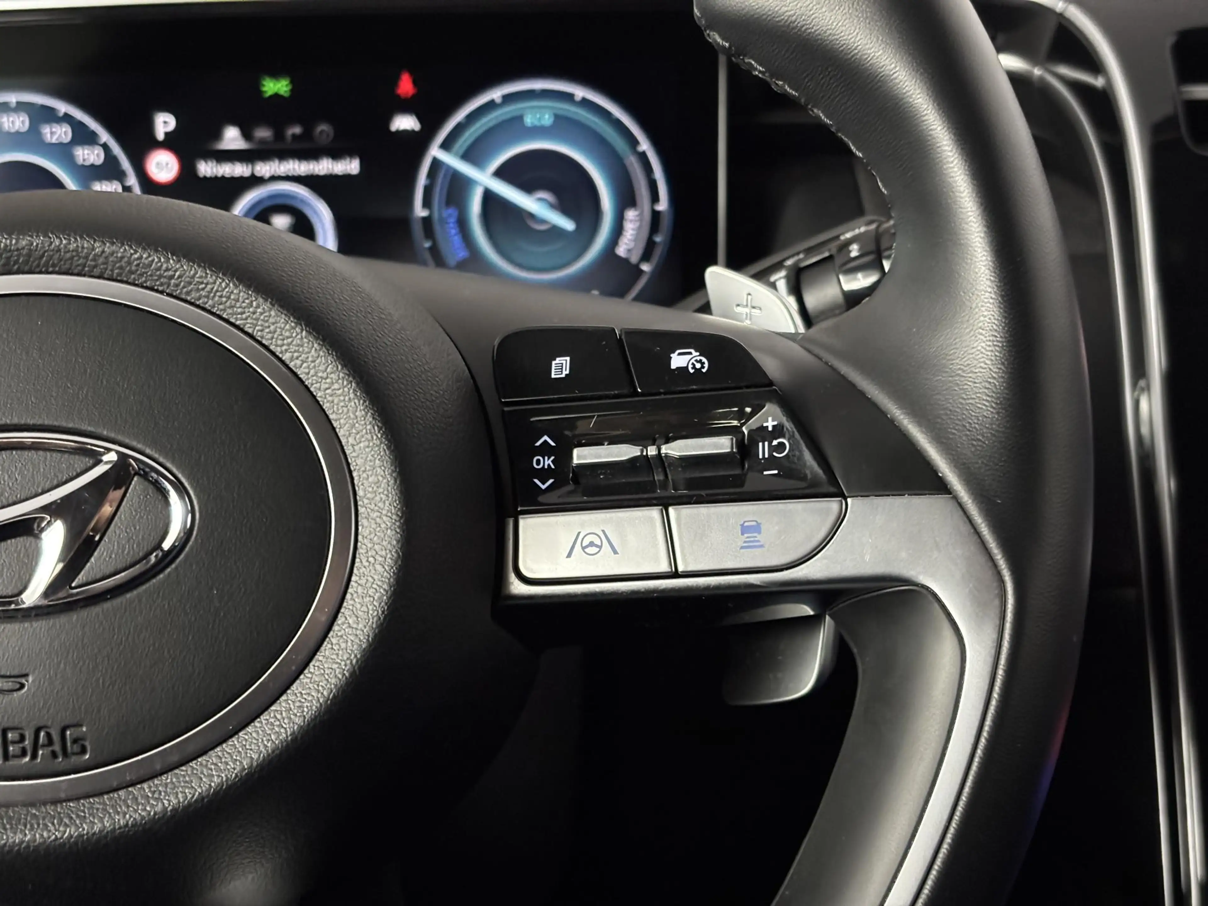 Hyundai TUCSON 1.6 T-GDI PHEV Premium 4WD — photo 28
